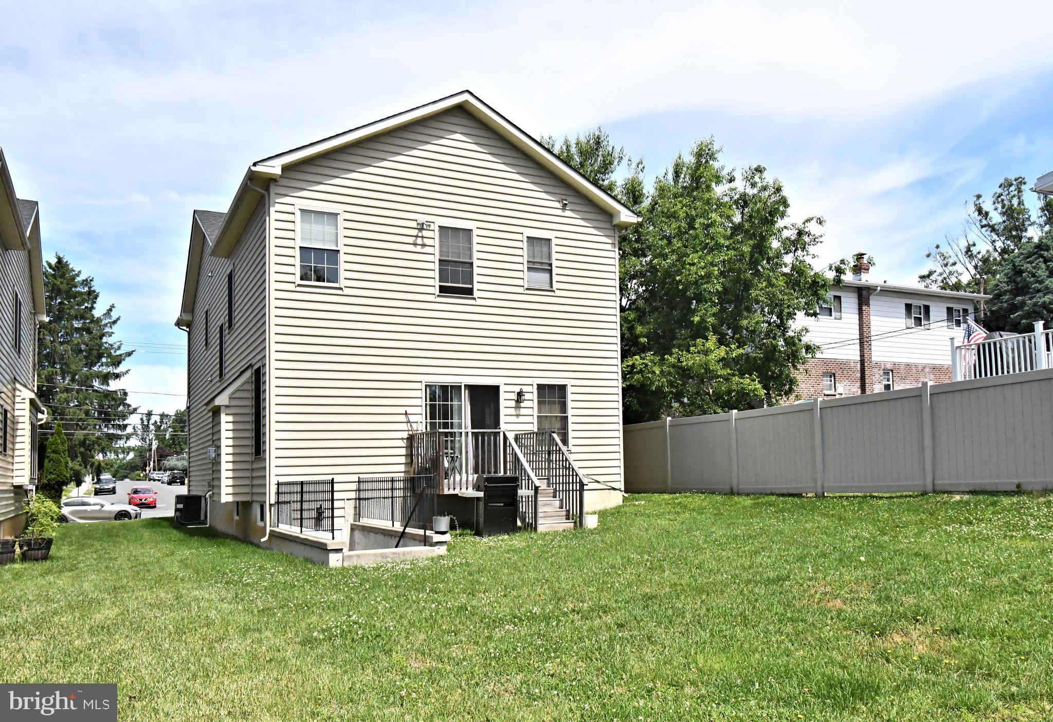 SOMERTON - Residential
