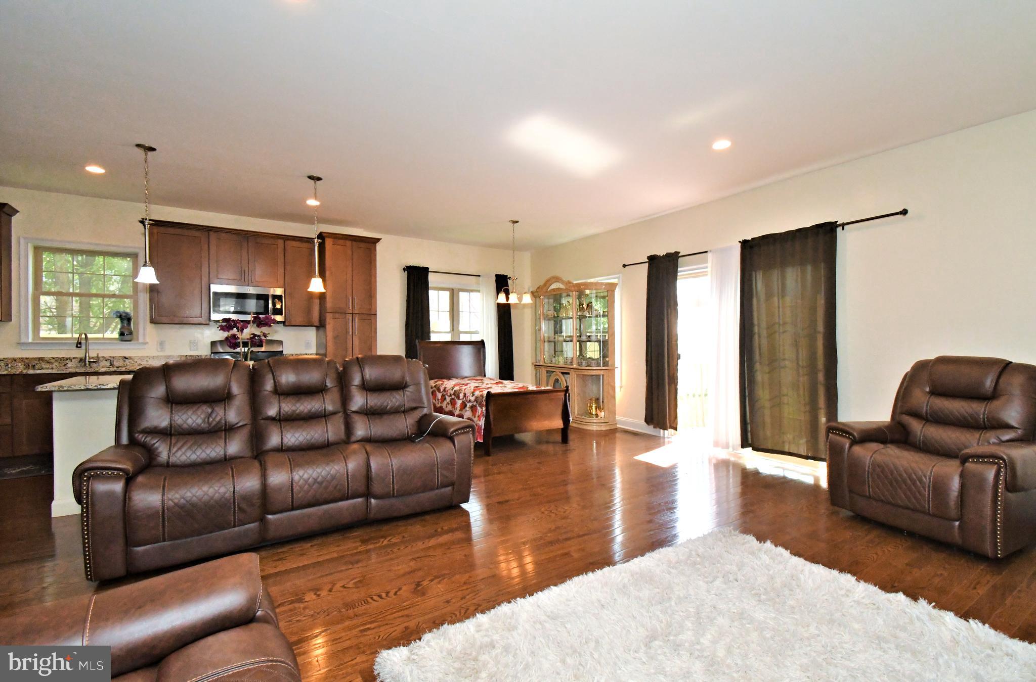 SOMERTON - Residential