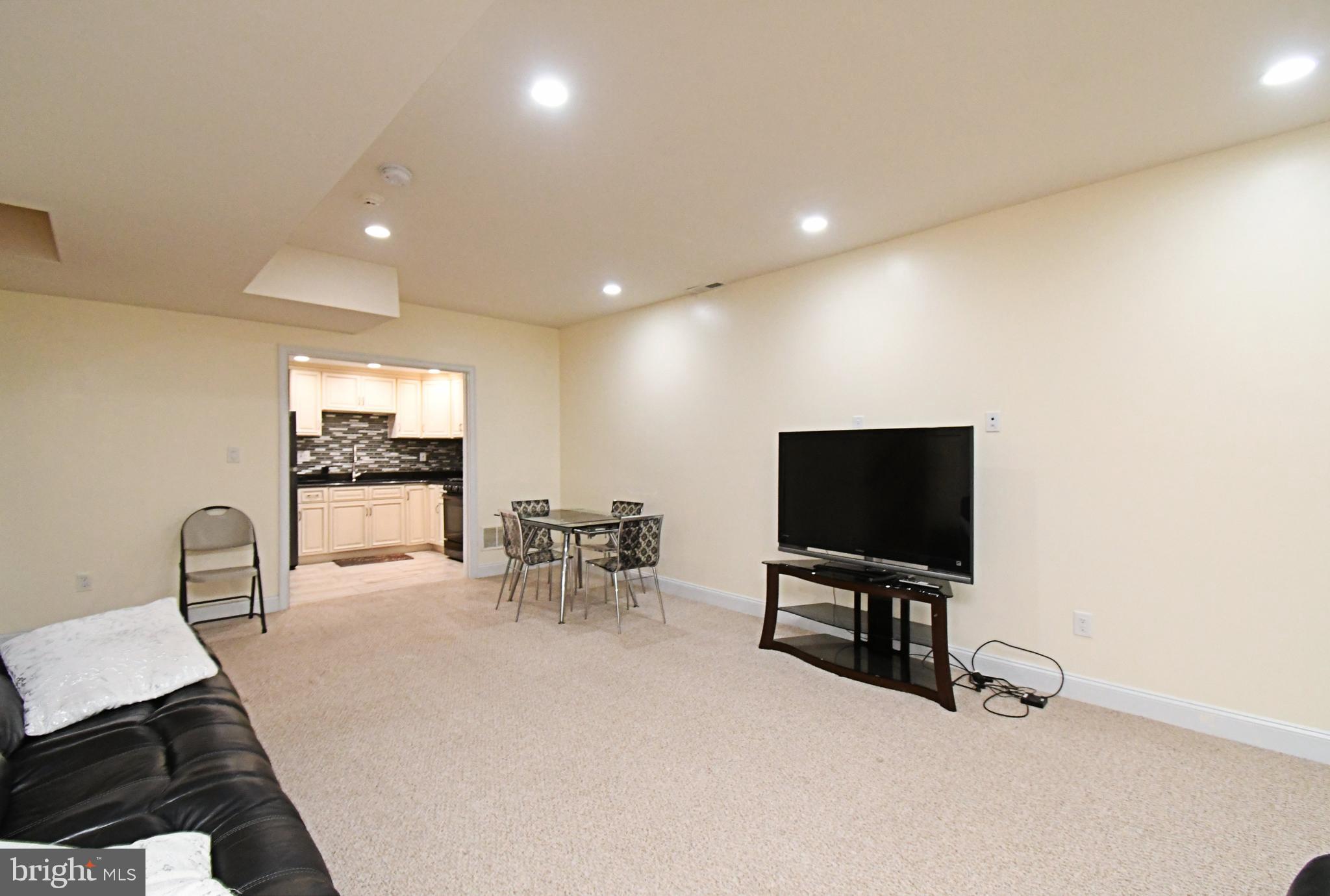SOMERTON - Residential