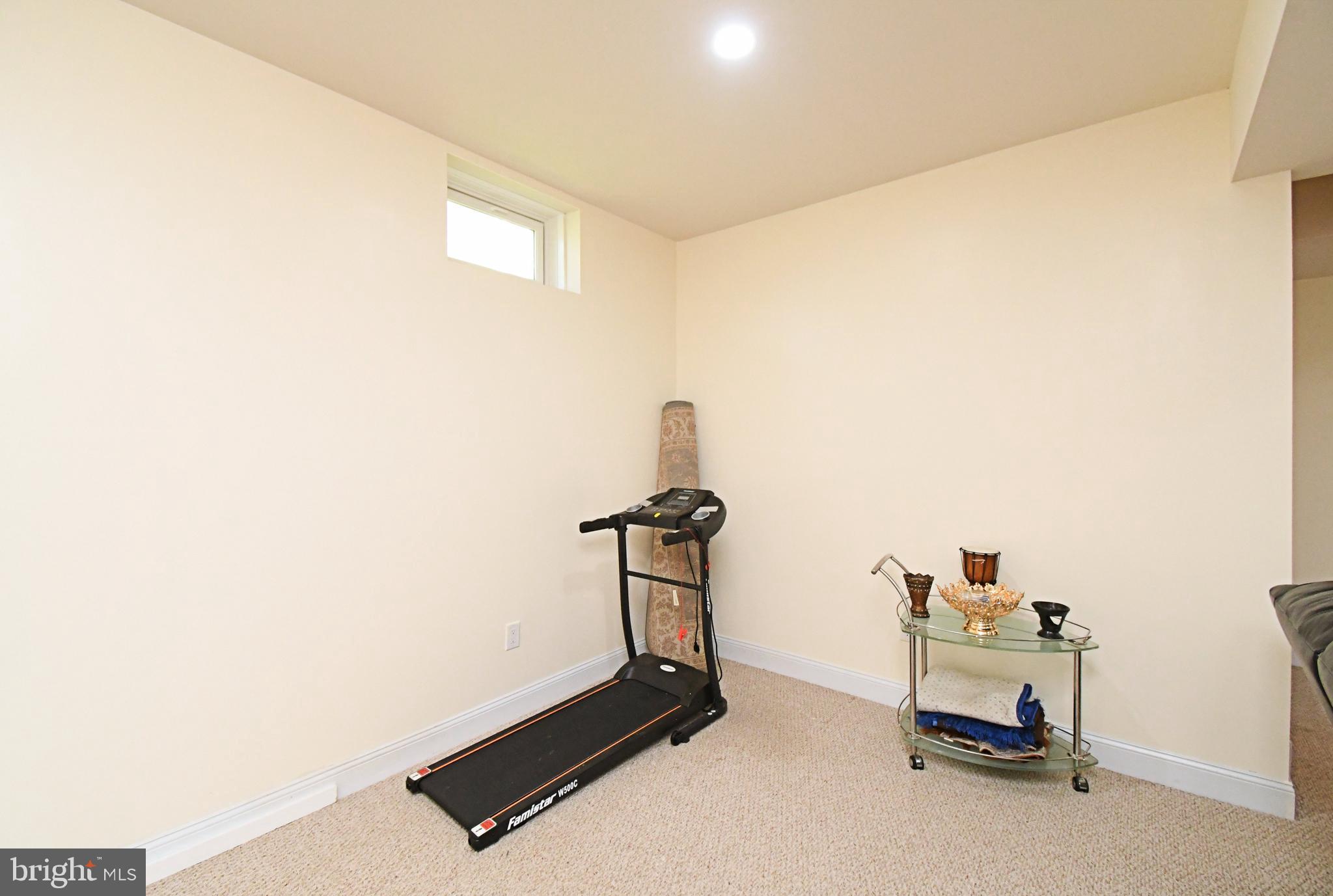 SOMERTON - Residential