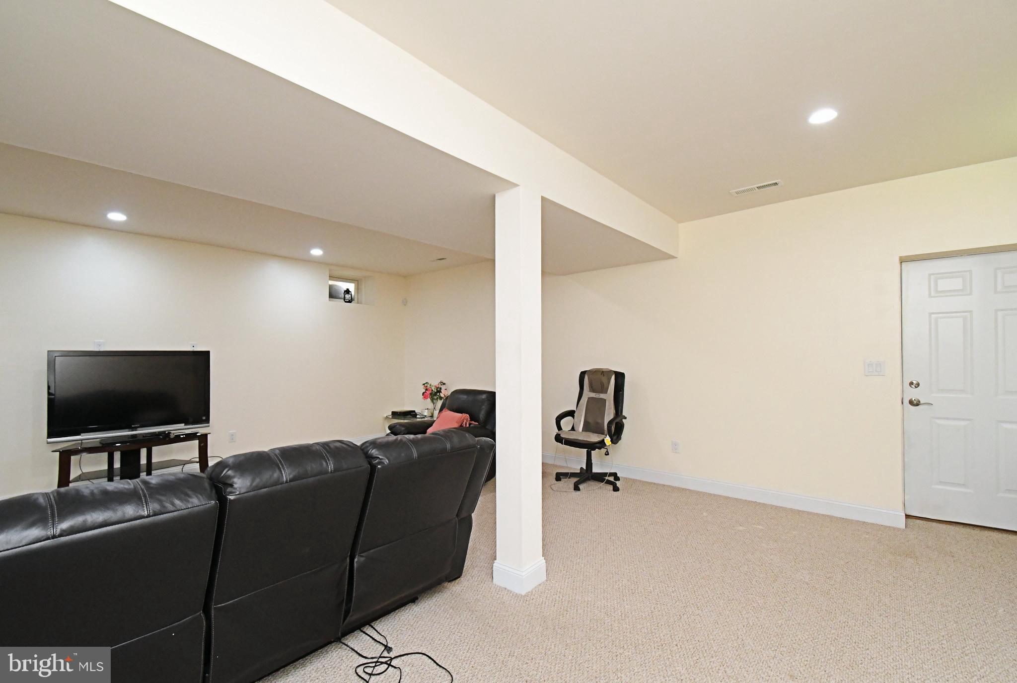 SOMERTON - Residential