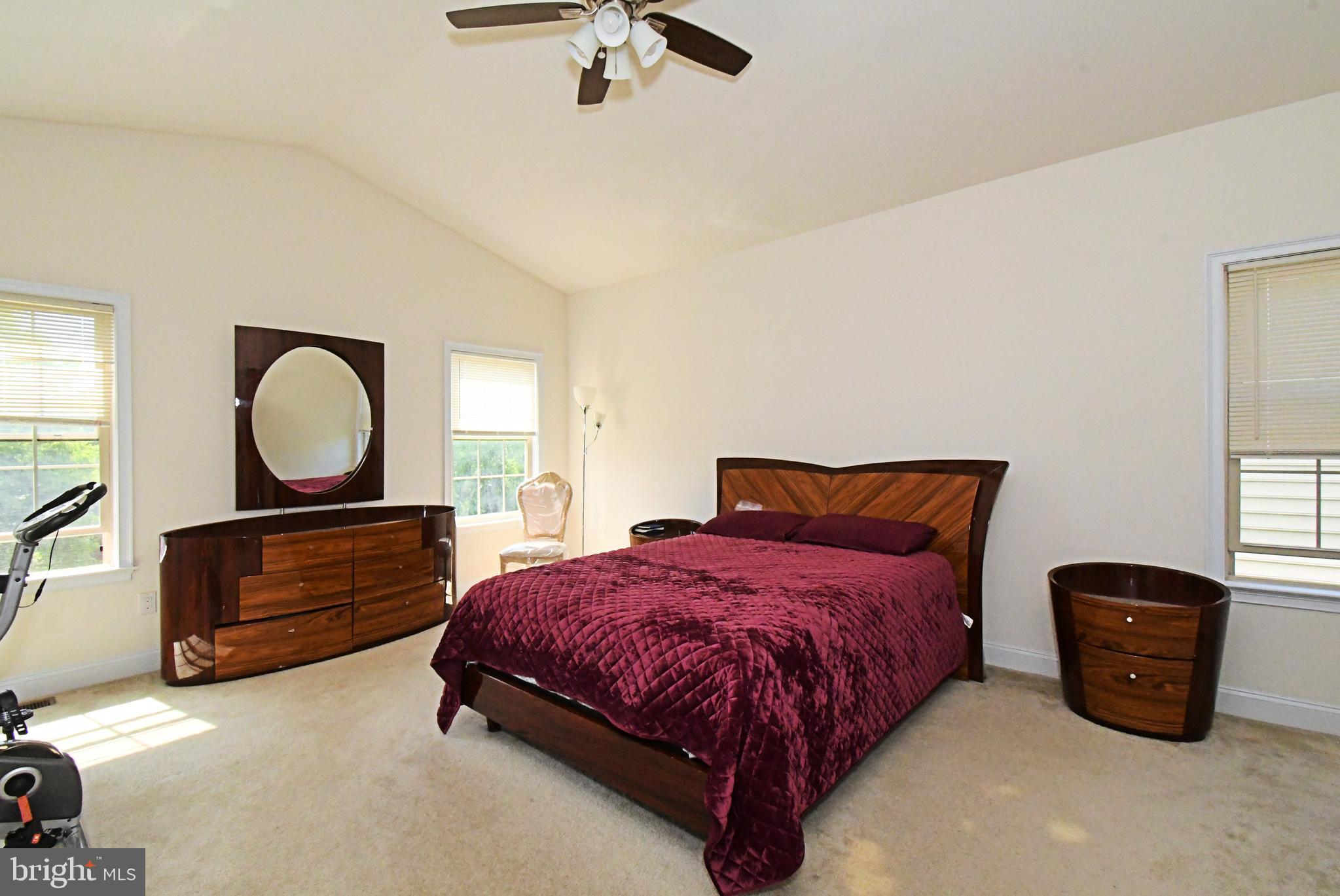 SOMERTON - Residential