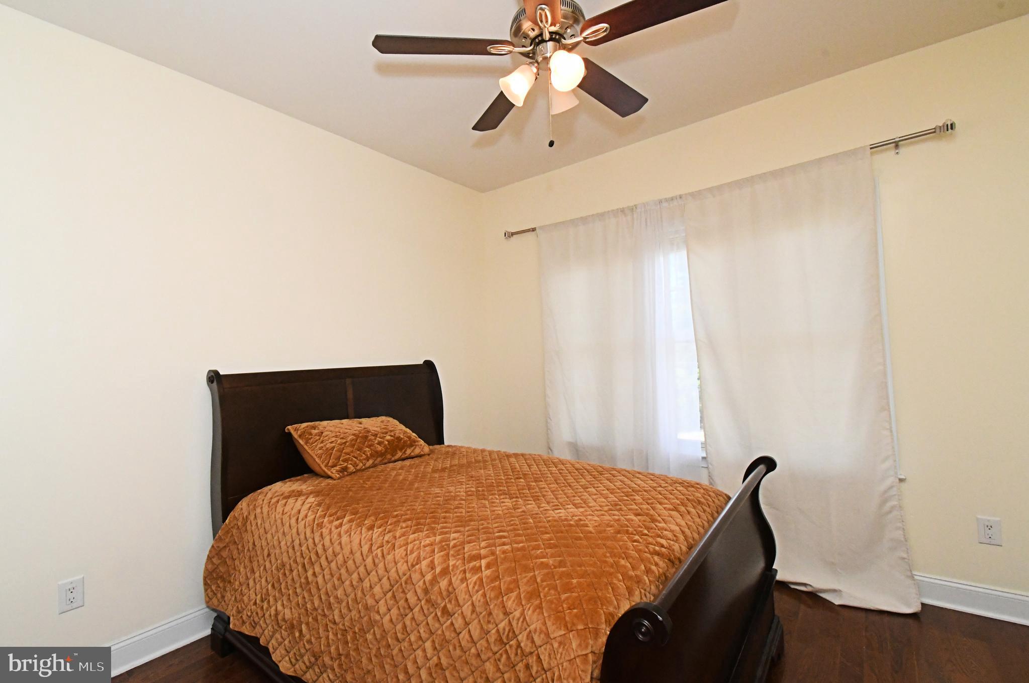 SOMERTON - Residential