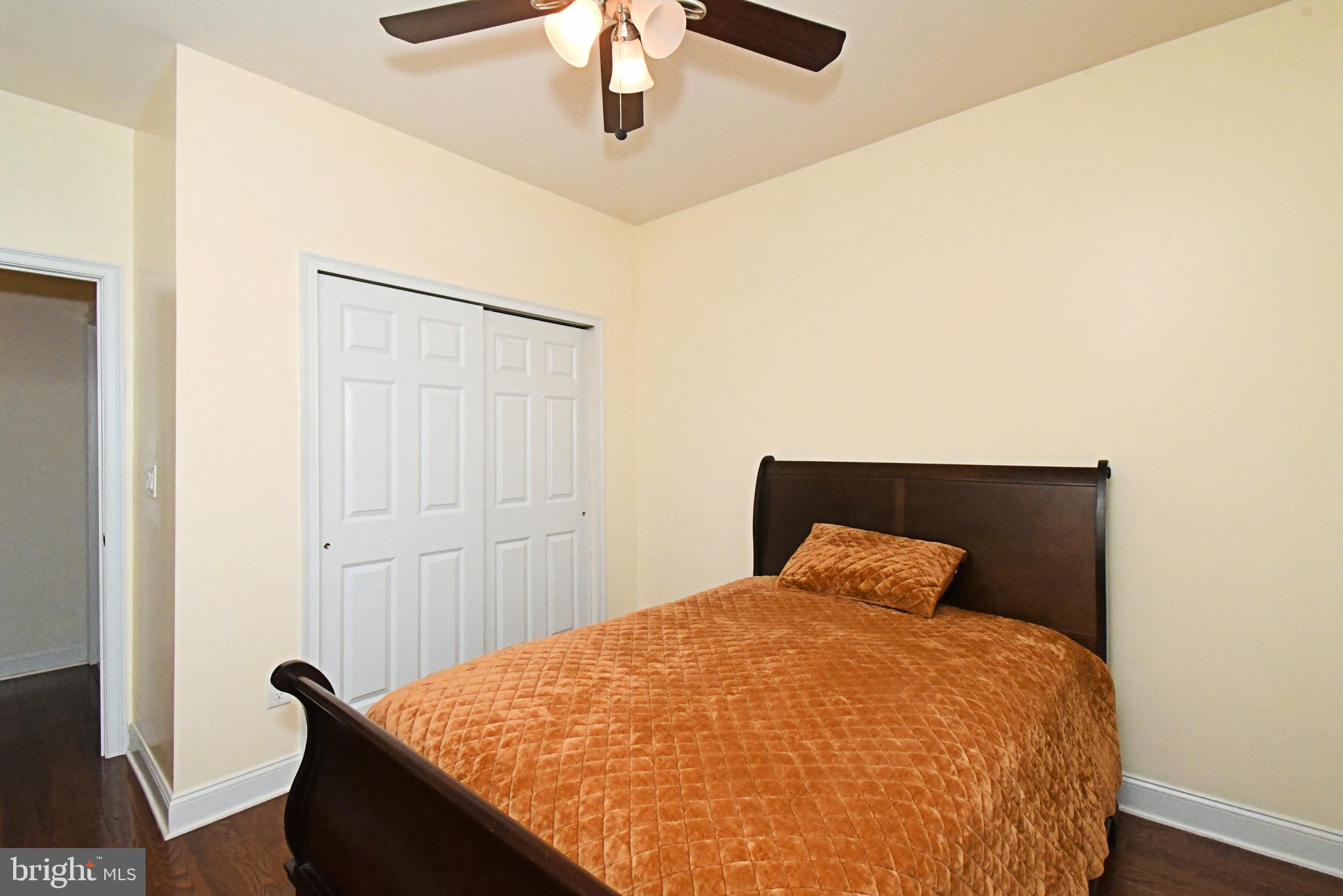 SOMERTON - Residential