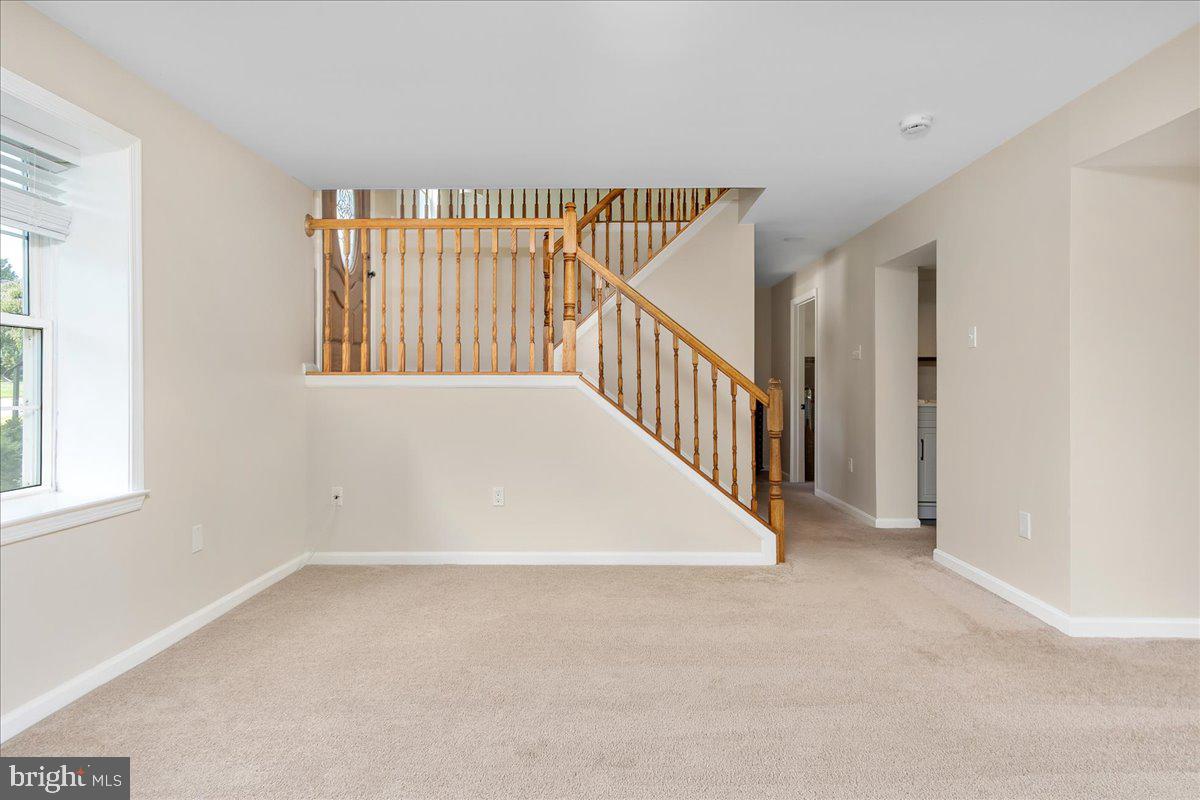FAIRWAY MEADOWS - Residential