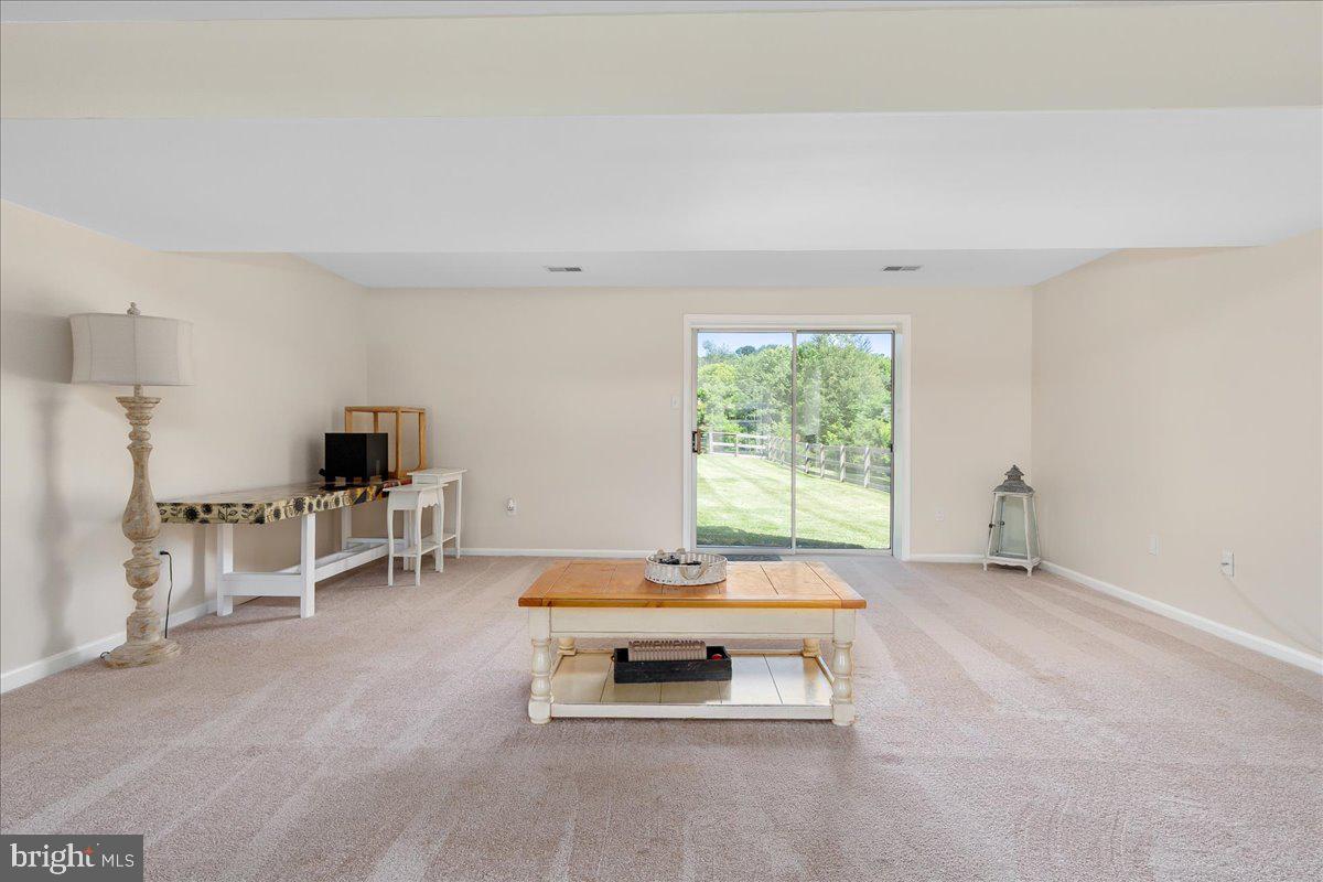 FAIRWAY MEADOWS - Residential