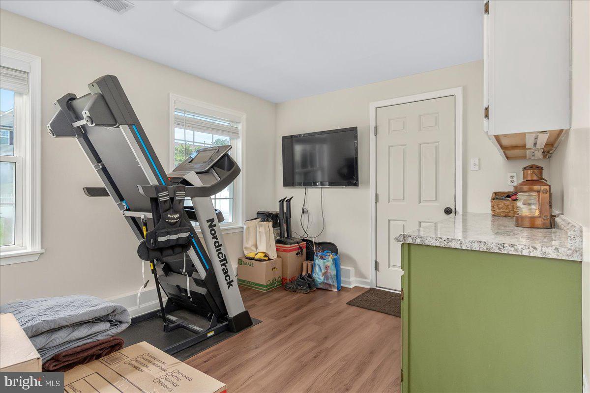 FAIRWAY MEADOWS - Residential