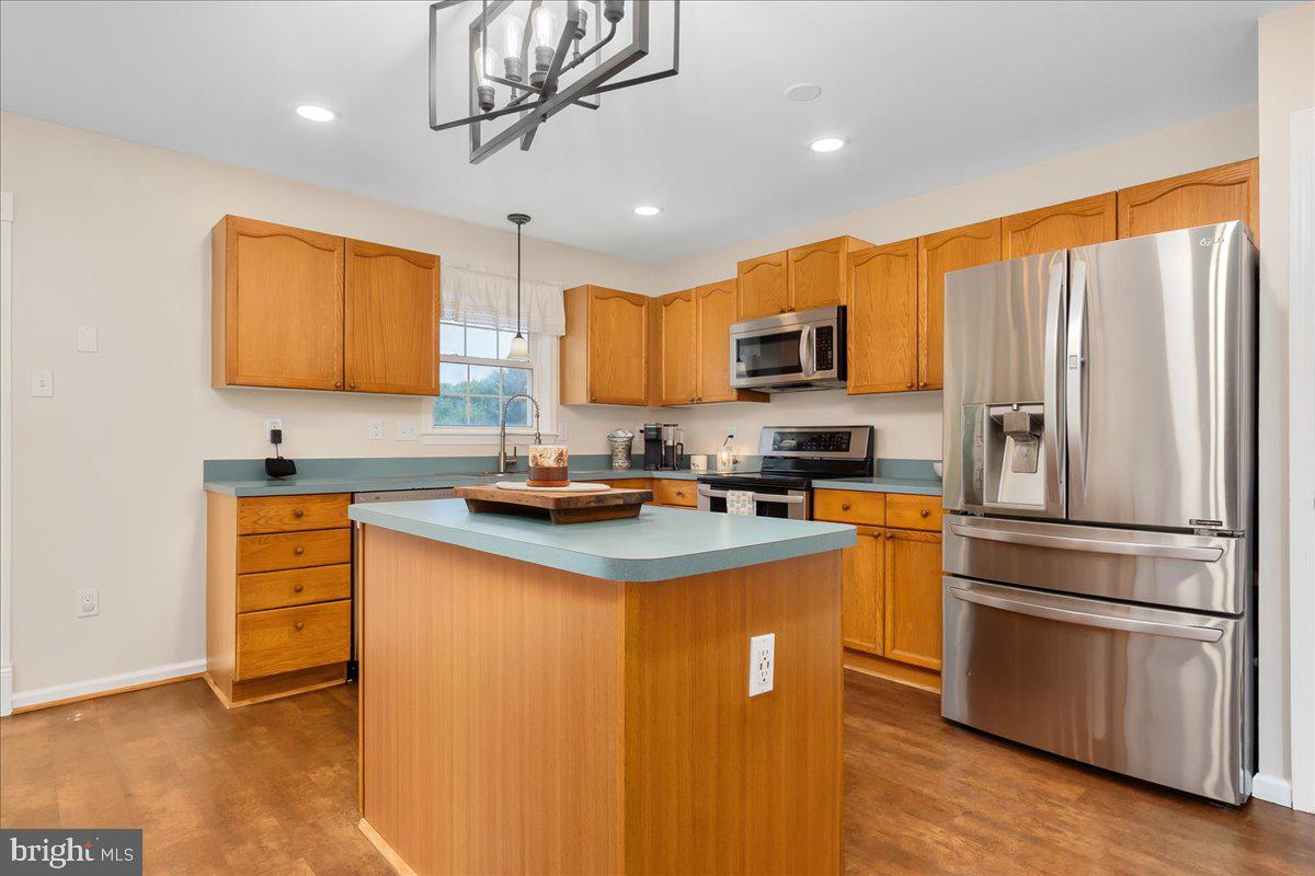 FAIRWAY MEADOWS - Residential