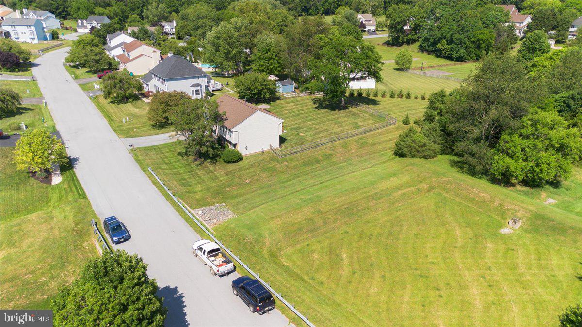 FAIRWAY MEADOWS - Residential