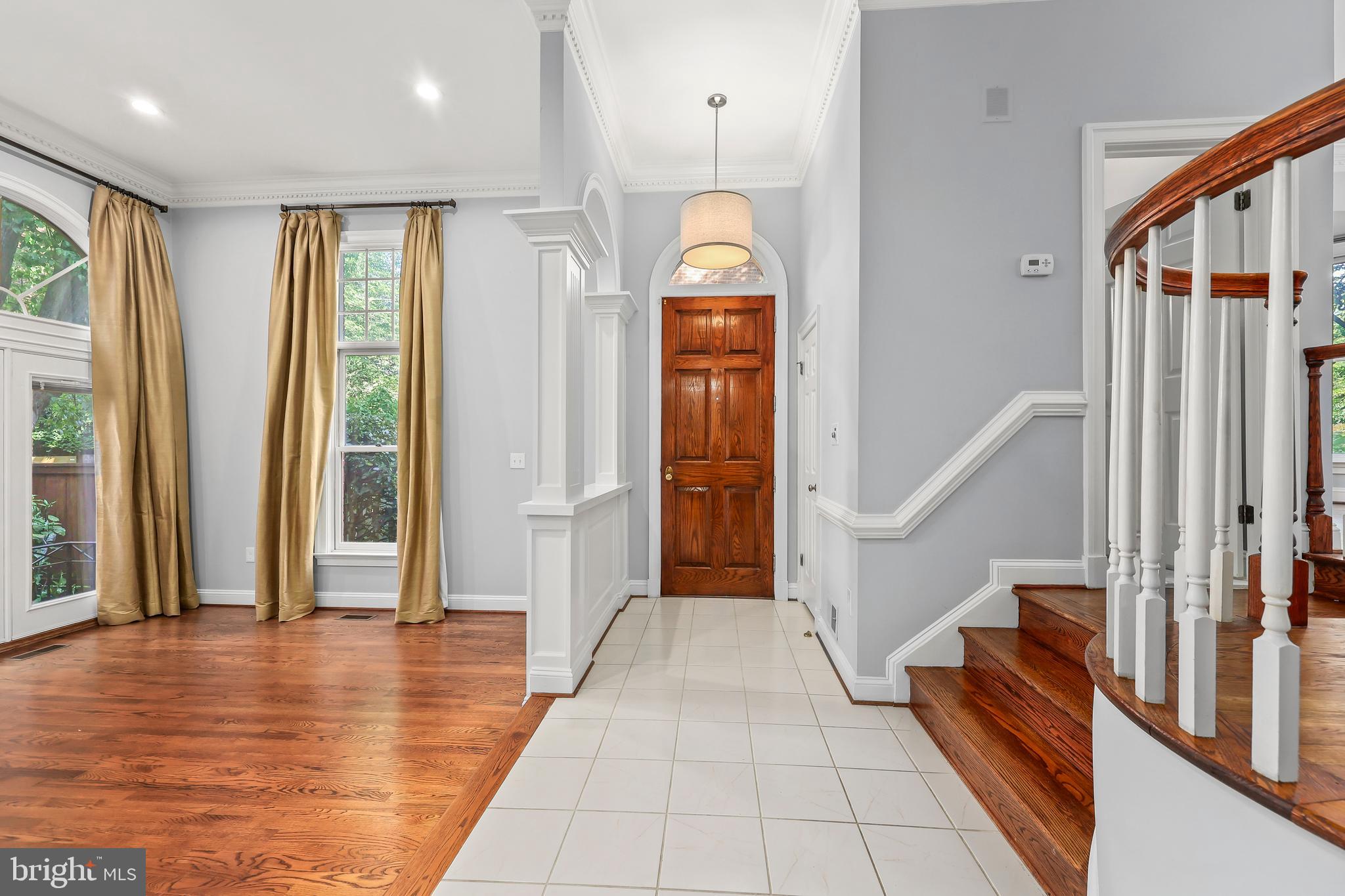 HAMPTONS OF MCLEAN - Residential