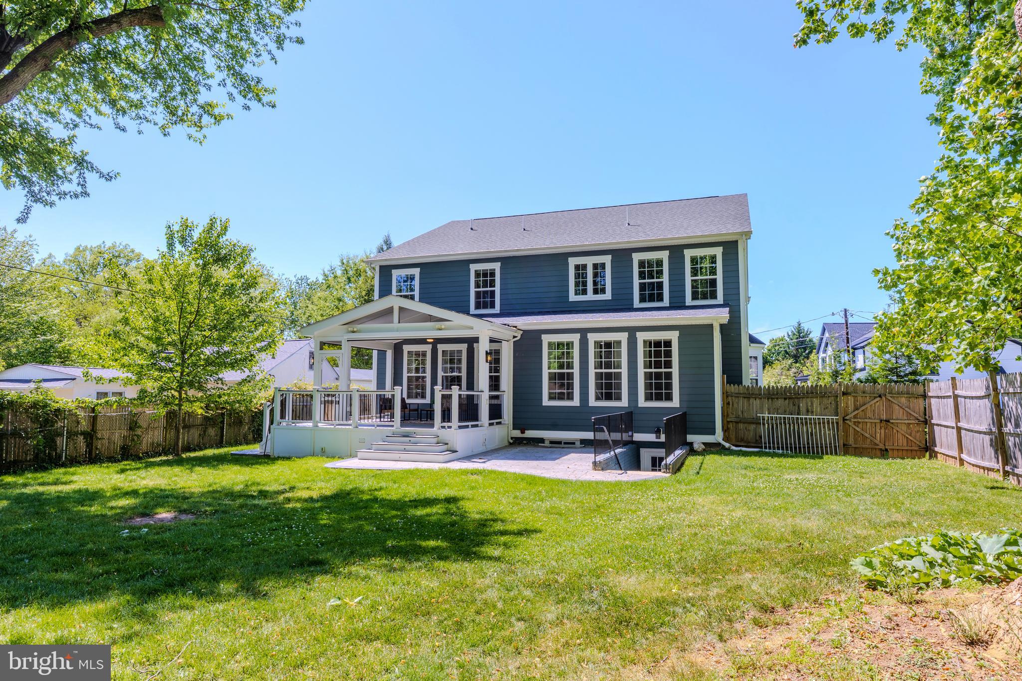 CHARLES W LEE SR ESTATES - Residential