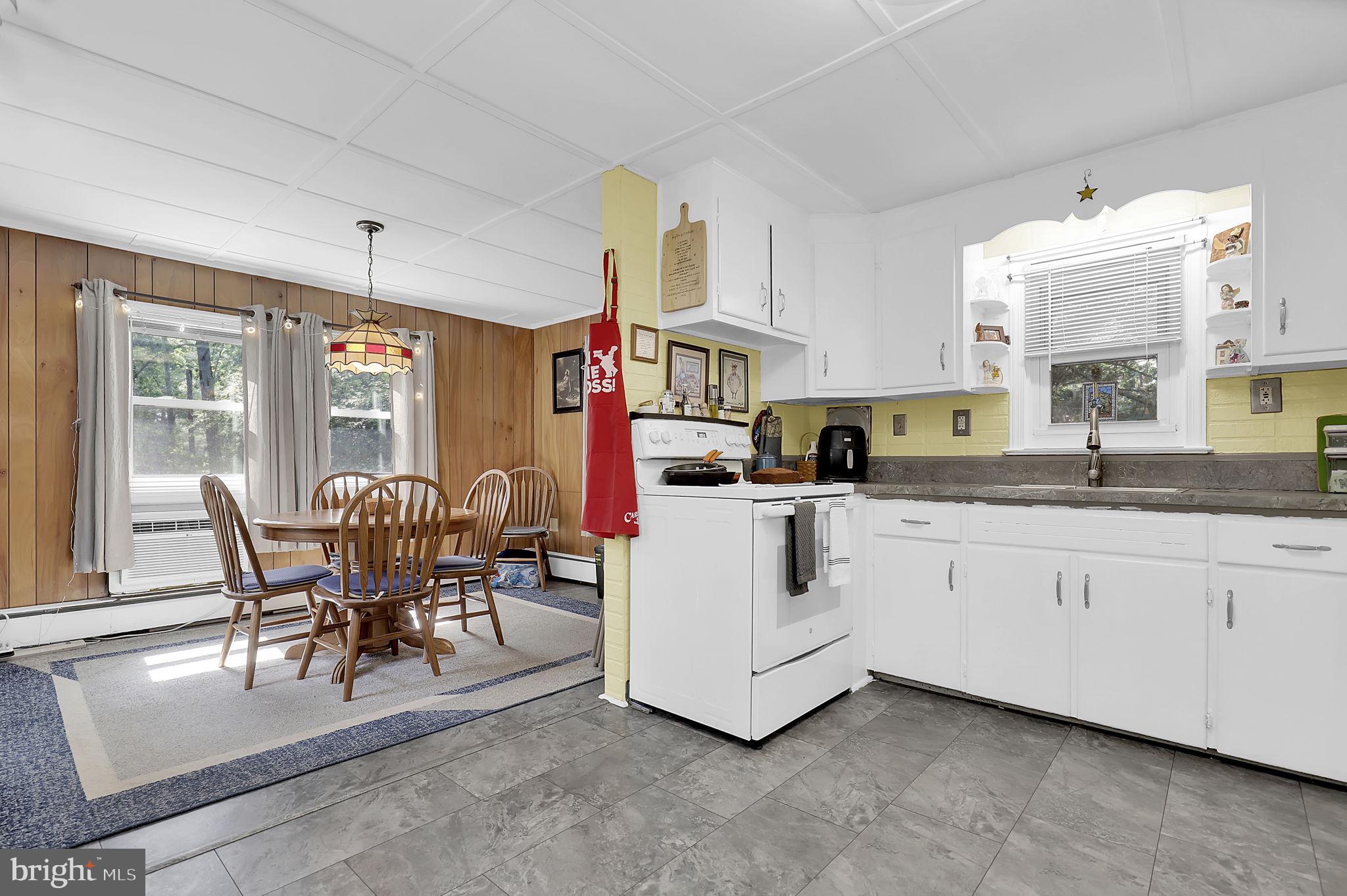 DARNESTOWN OUTSIDE - Residential