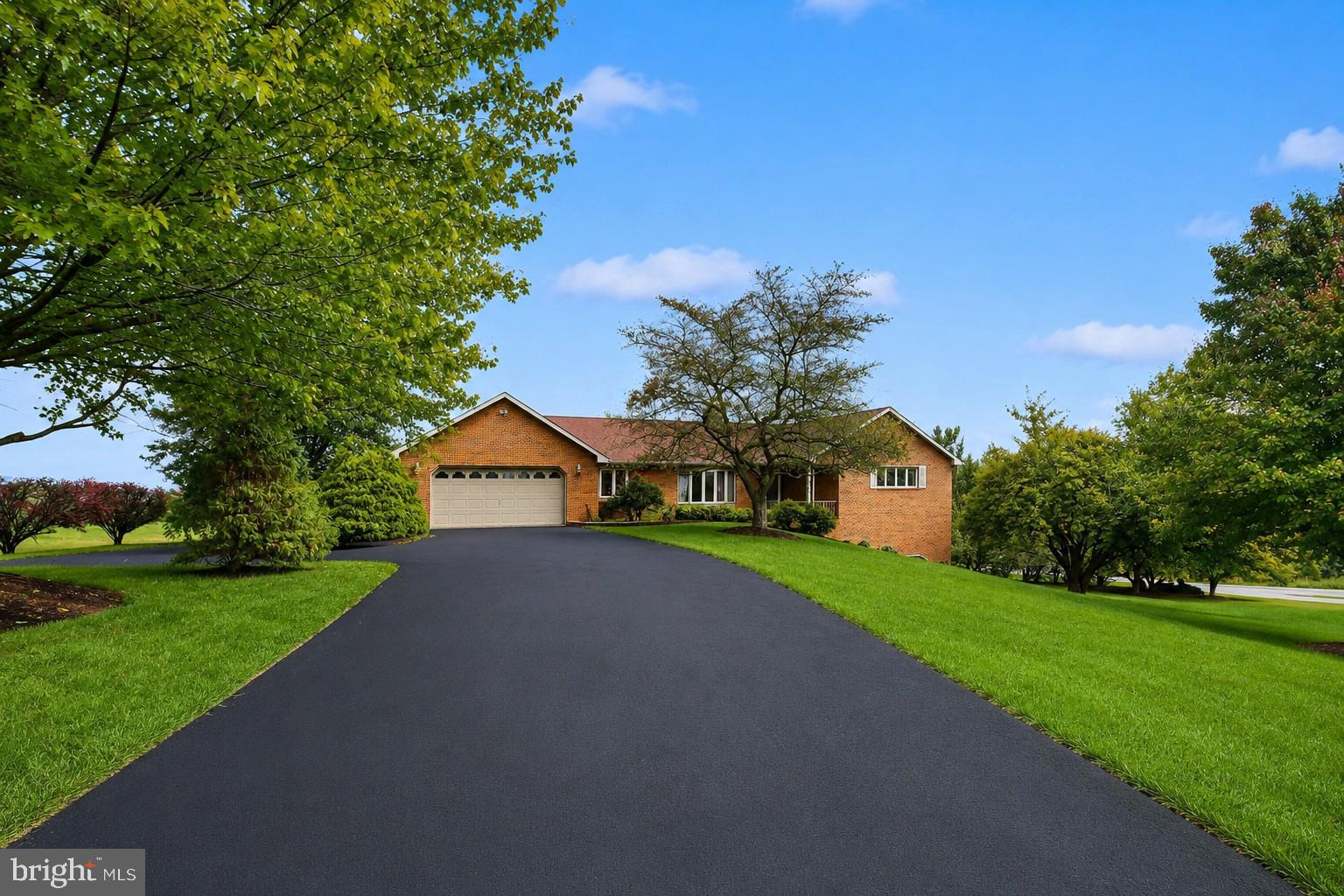WINFIELD - Residential