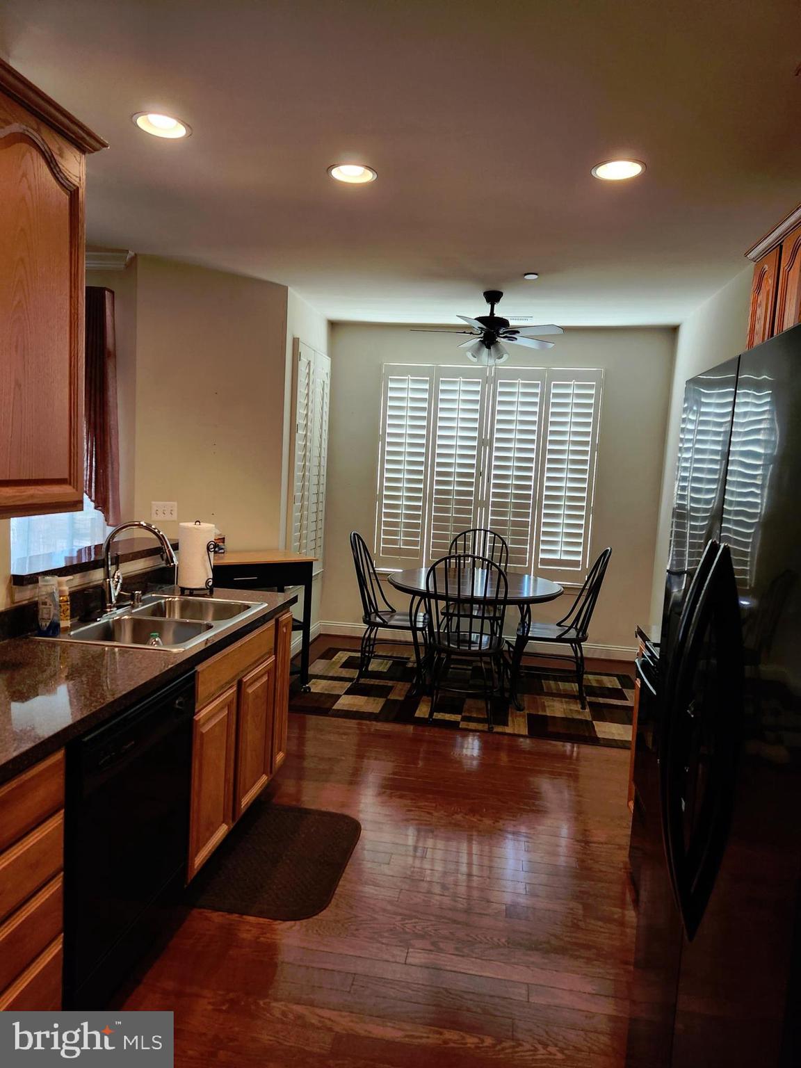 EMERALD HILLS - Residential