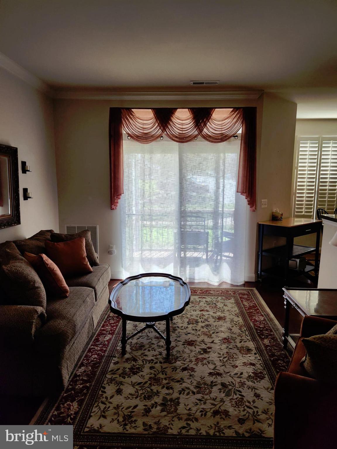EMERALD HILLS - Residential