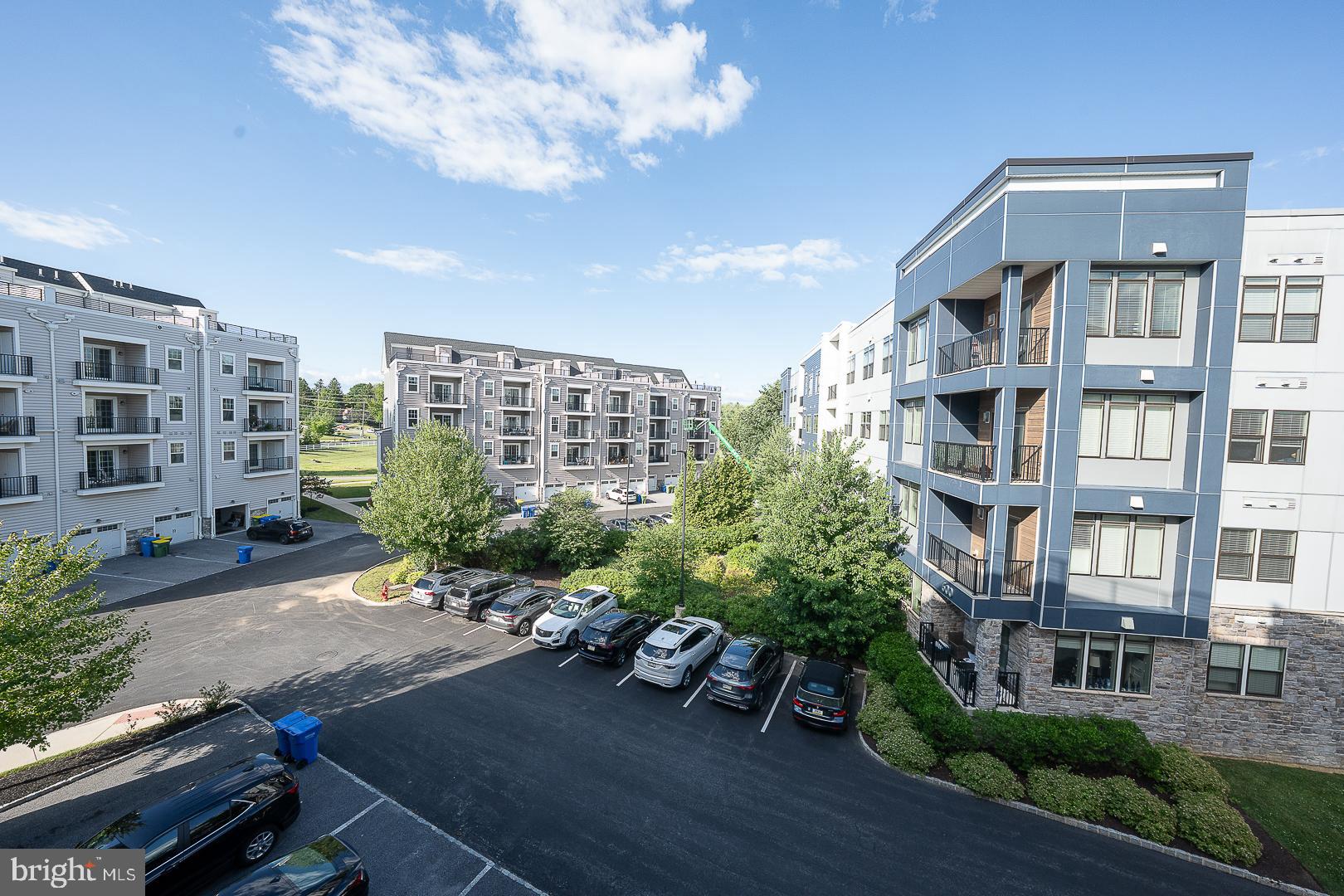 NEWTOWN WALK AT ELLIS PRESERVE - Residential