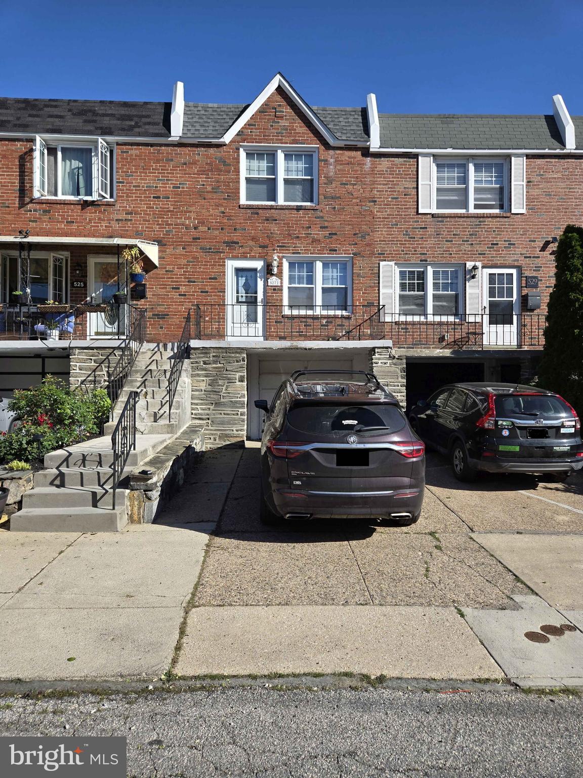 • 3 Bedrooms
• 1 Bathroom
• Approx. 1,120 Sq Ft
• Built in 1960
• Private Driveway Parking
• Attached Garage for 2nd Car
• Finished Basement Area
• Deep Fenced Rear Yard
• Roxborough Location