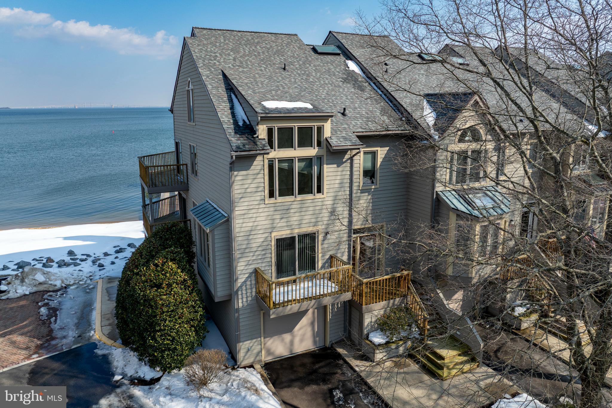 CHESAPEAKE HARBOUR - Residential