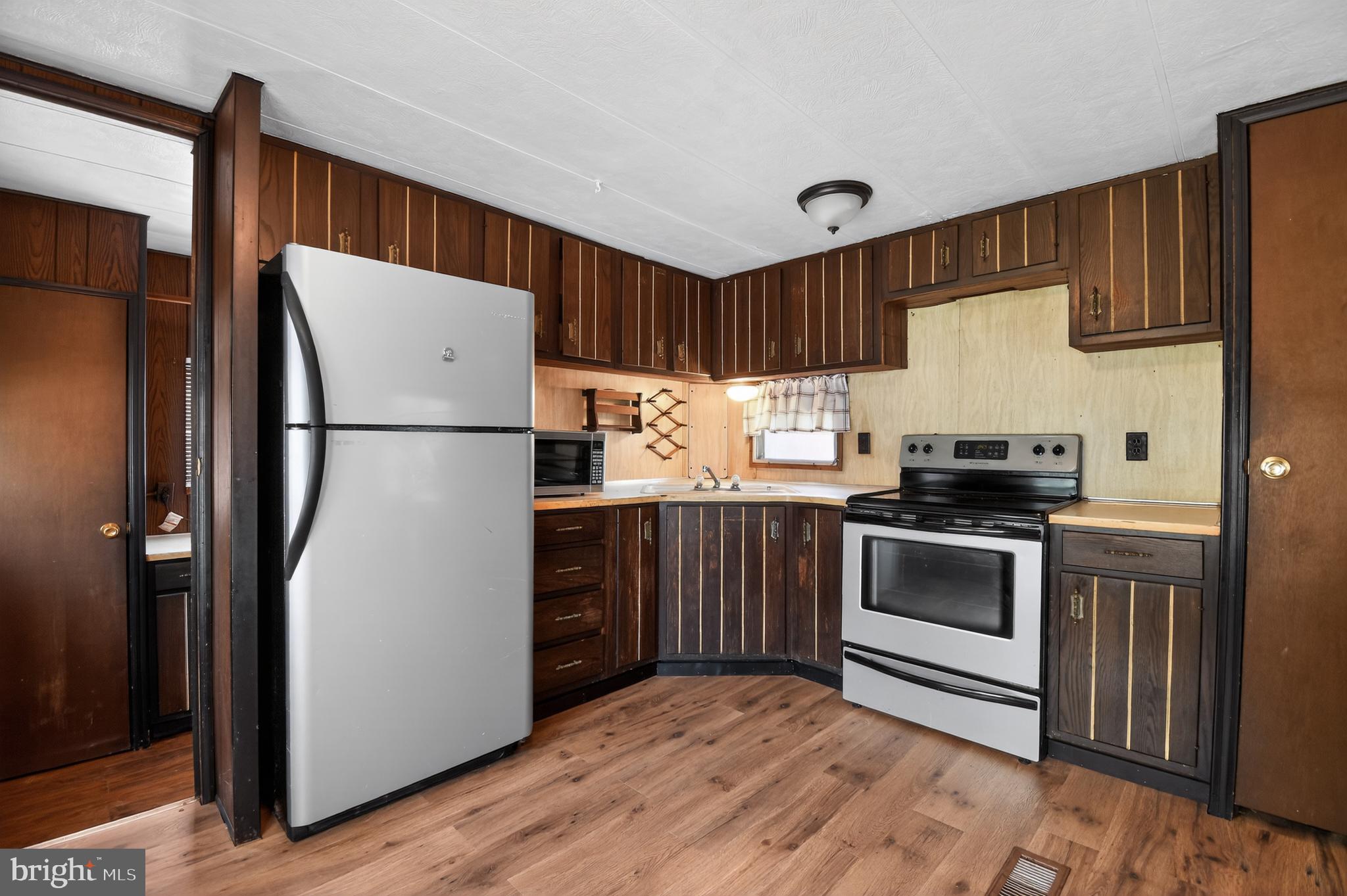MARYLAND MANOR MOBILE HOME PARK - Residential