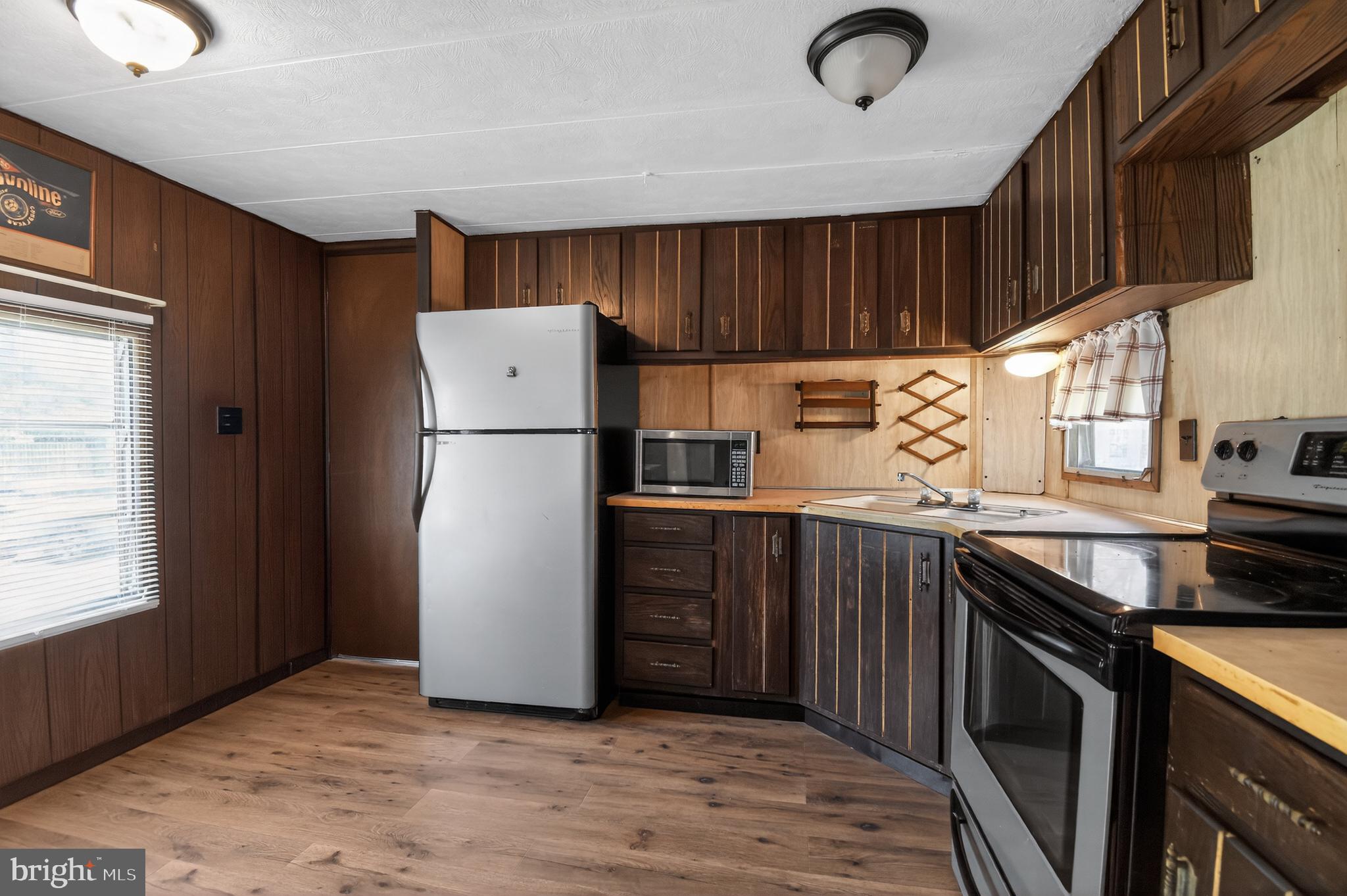 MARYLAND MANOR MOBILE HOME PARK - Residential