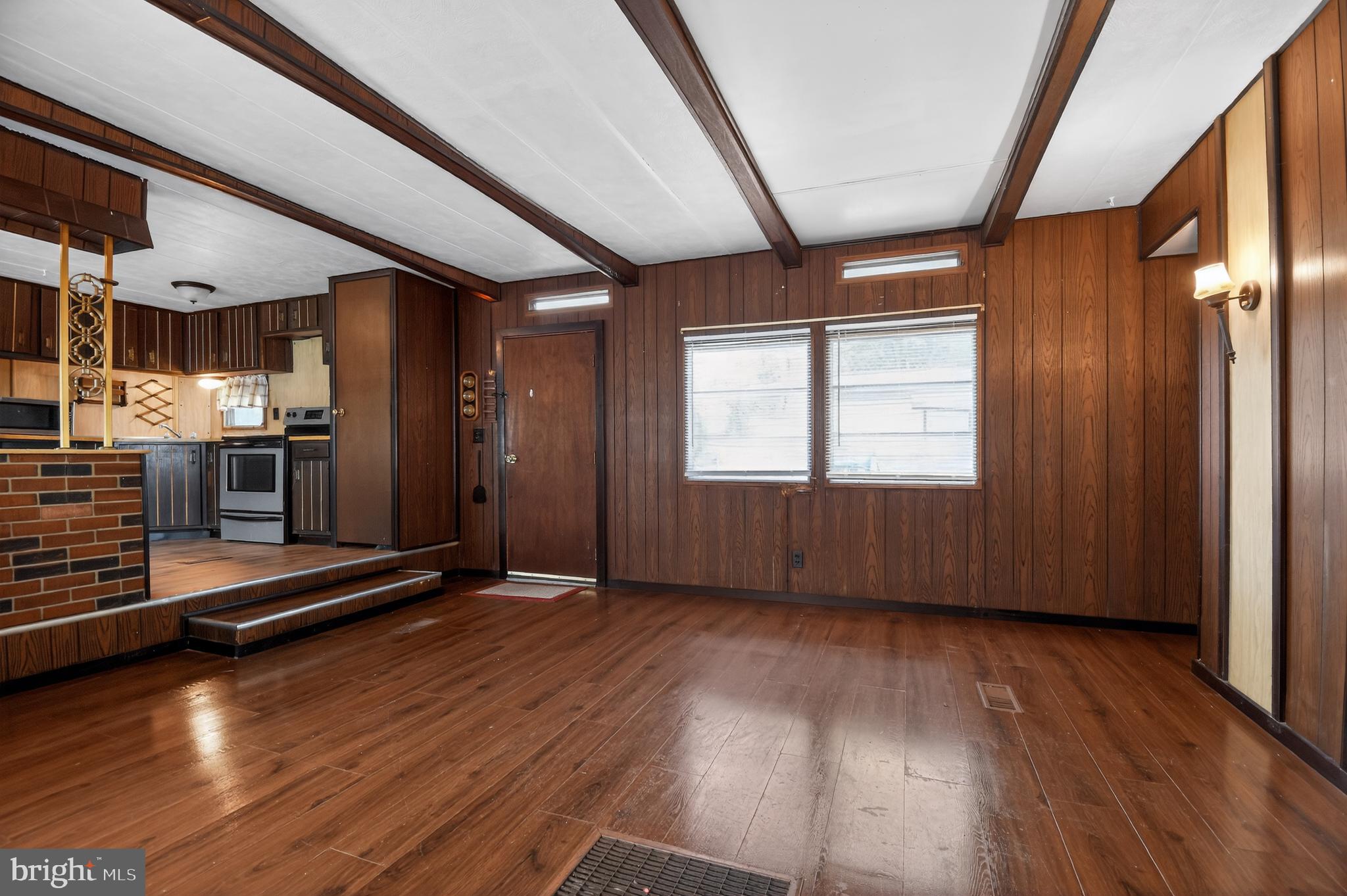 MARYLAND MANOR MOBILE HOME PARK - Residential