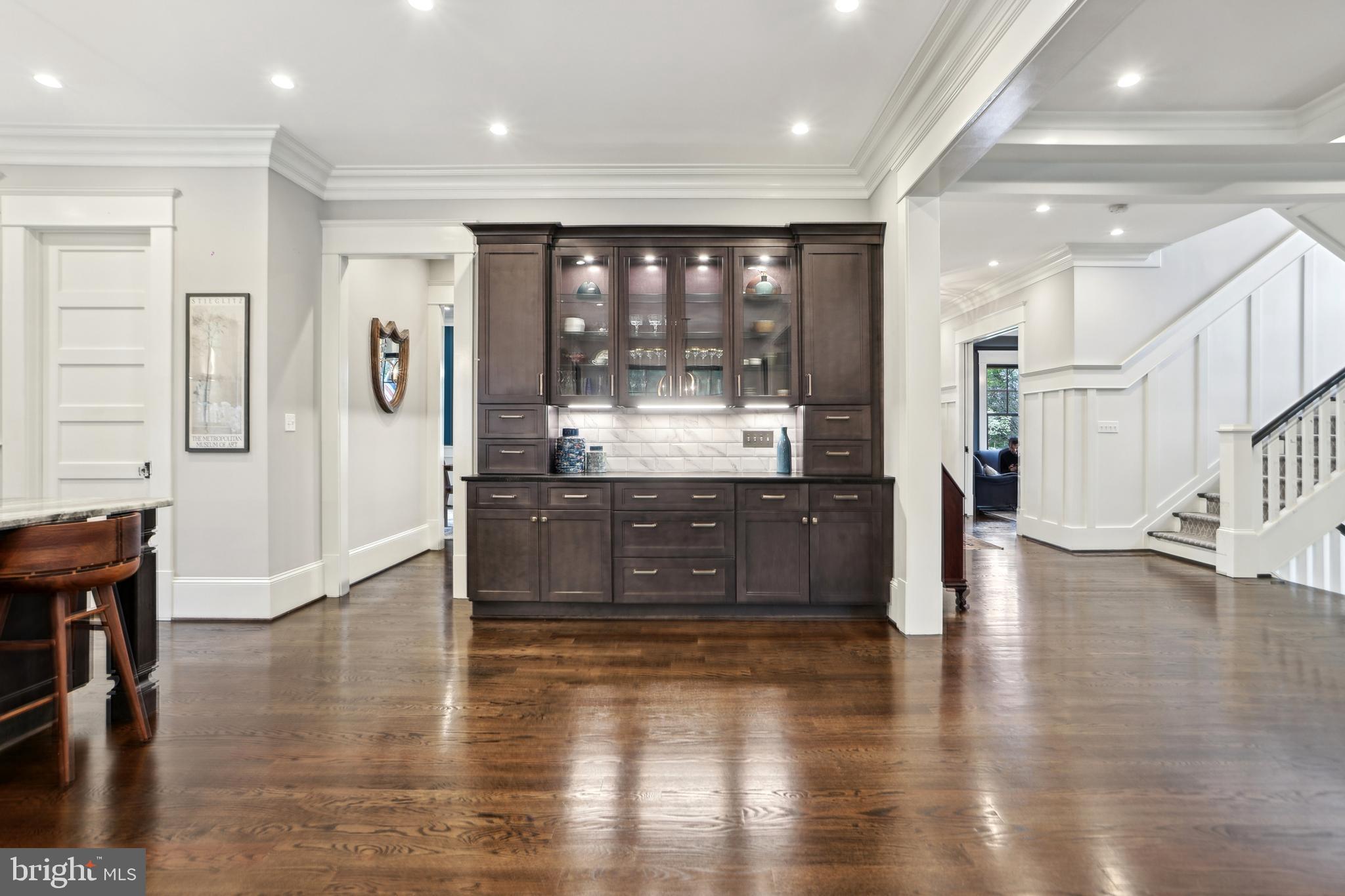 COUNTRY CLUB PARK - Residential