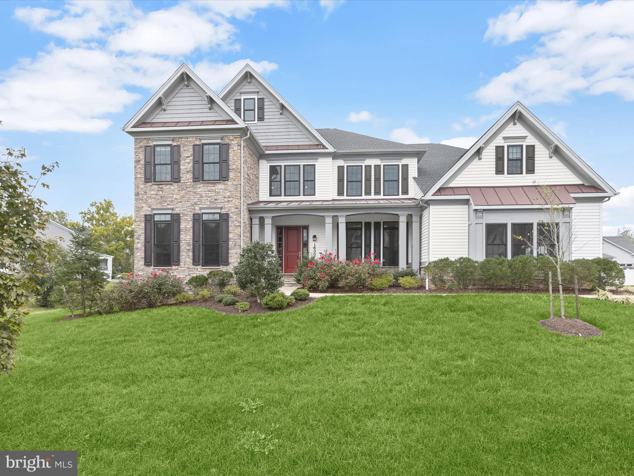 THE RIDINGS AT NORTH BRANCH - Residential