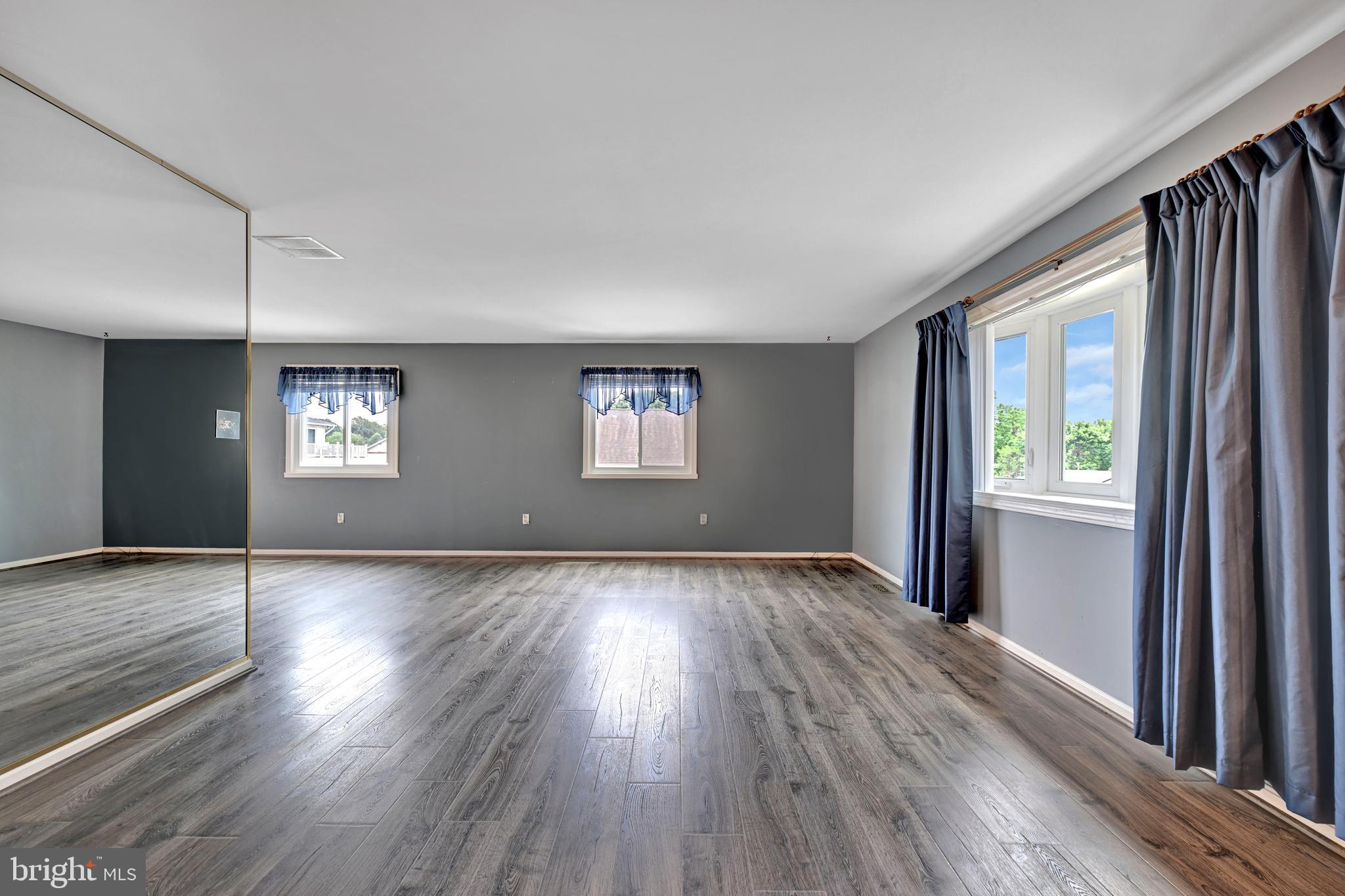 GLENARDEN - Residential