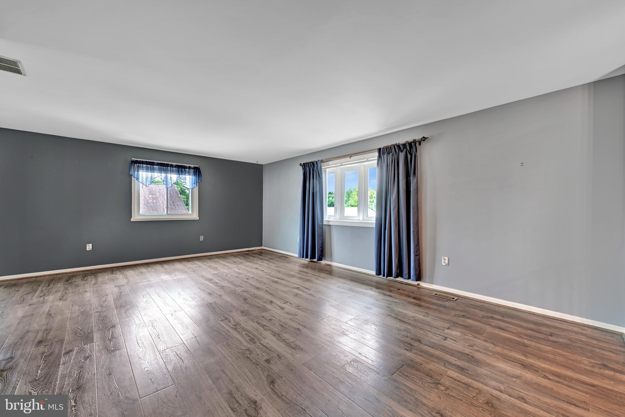 GLENARDEN - Residential