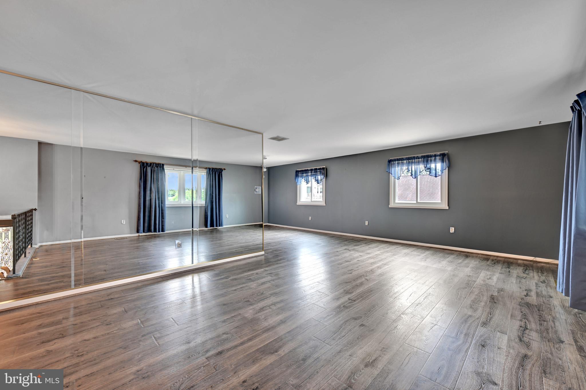 GLENARDEN - Residential
