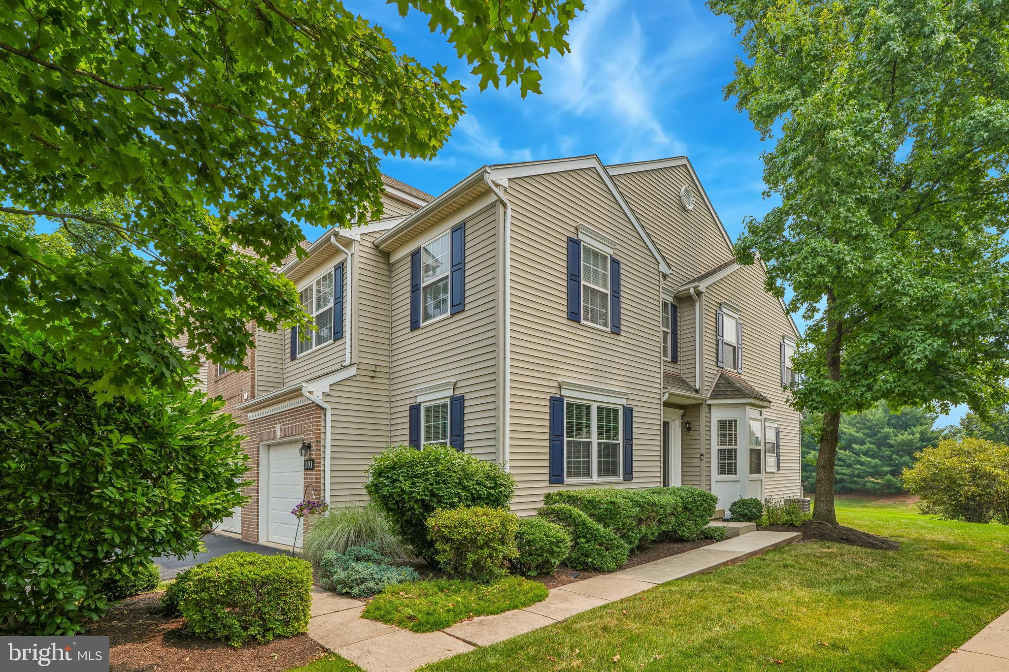 THE LINKS AT SPRIN - Residential