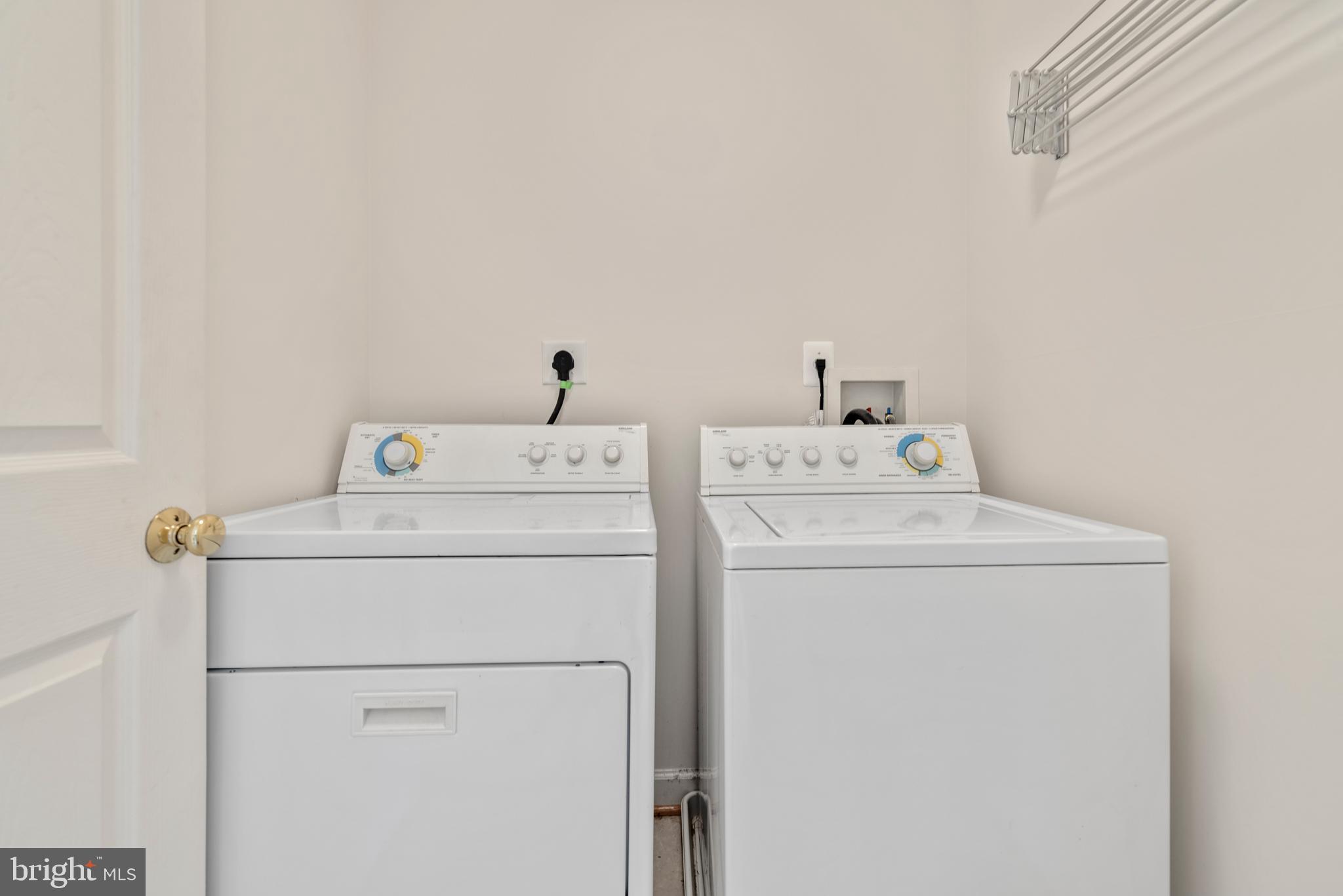 PLYERS MILL ESTATES - Residential
