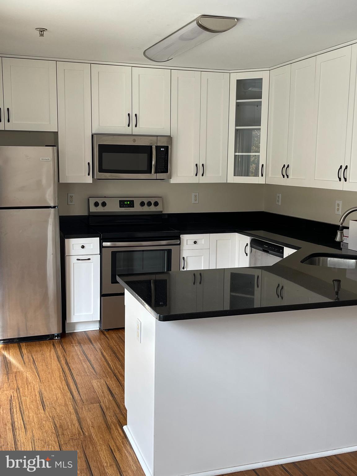 PINEY ORCHARD - Residential Lease