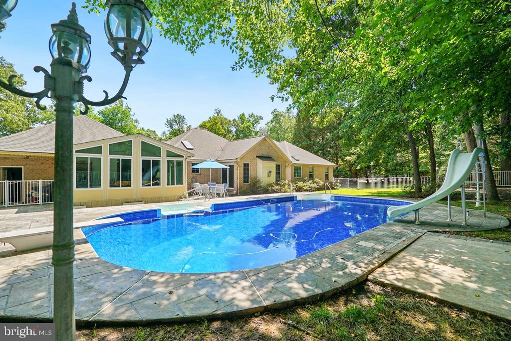 KINGS GRANT LA PLATA - Residential