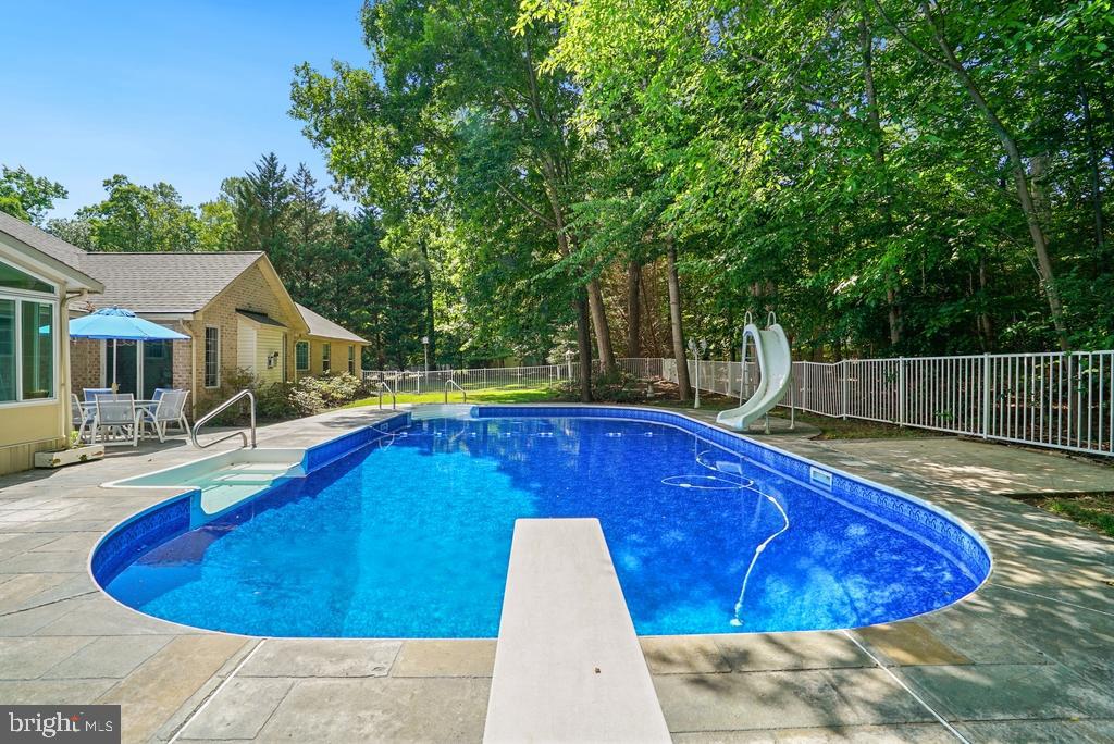 KINGS GRANT LA PLATA - Residential