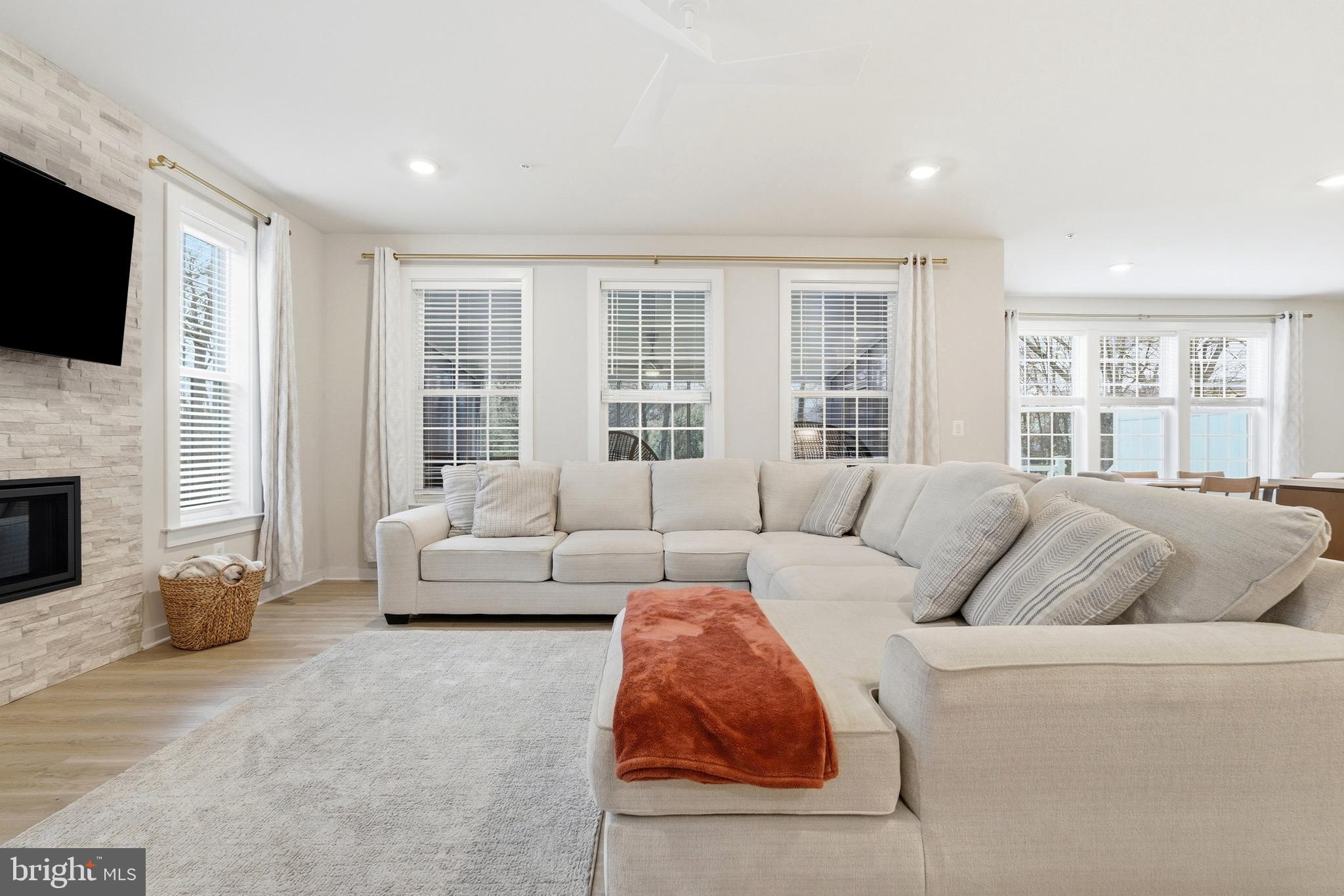 FAIRWAY ESTATES - Residential