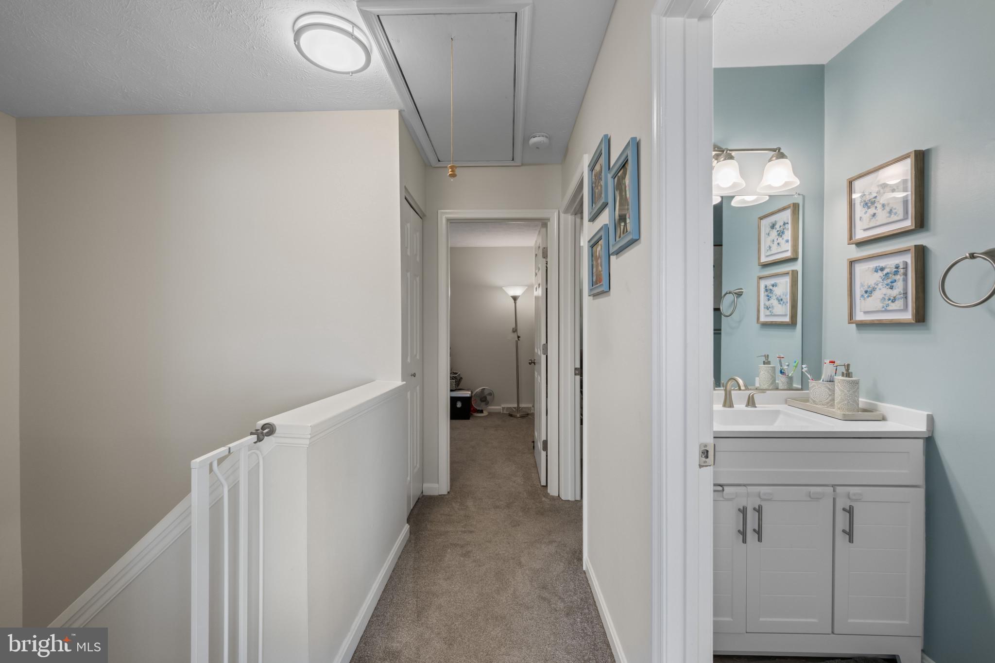 ROBERTS FIELD - Residential