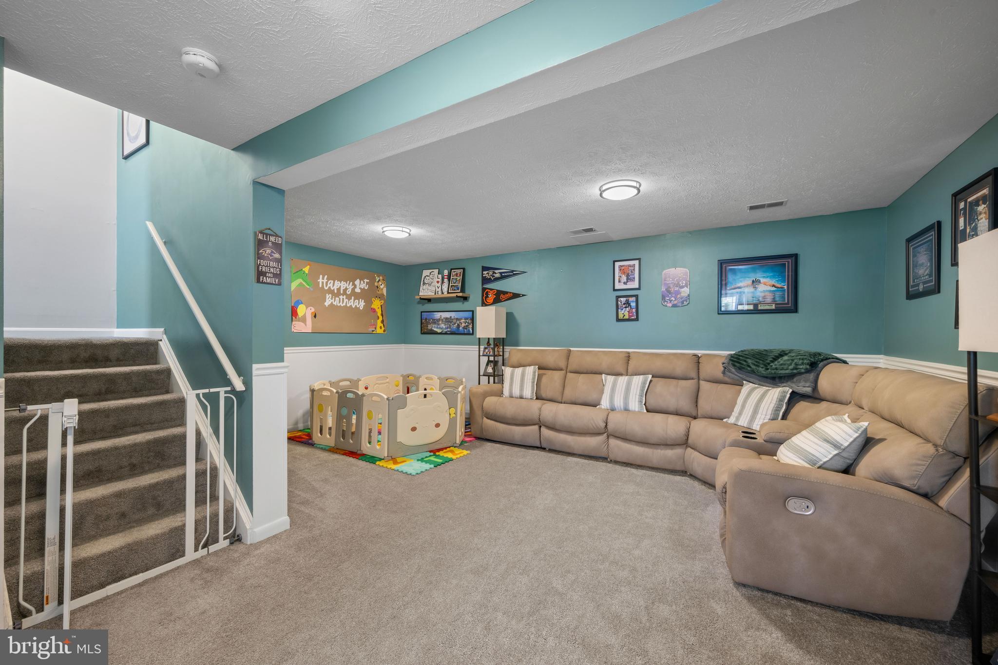 ROBERTS FIELD - Residential