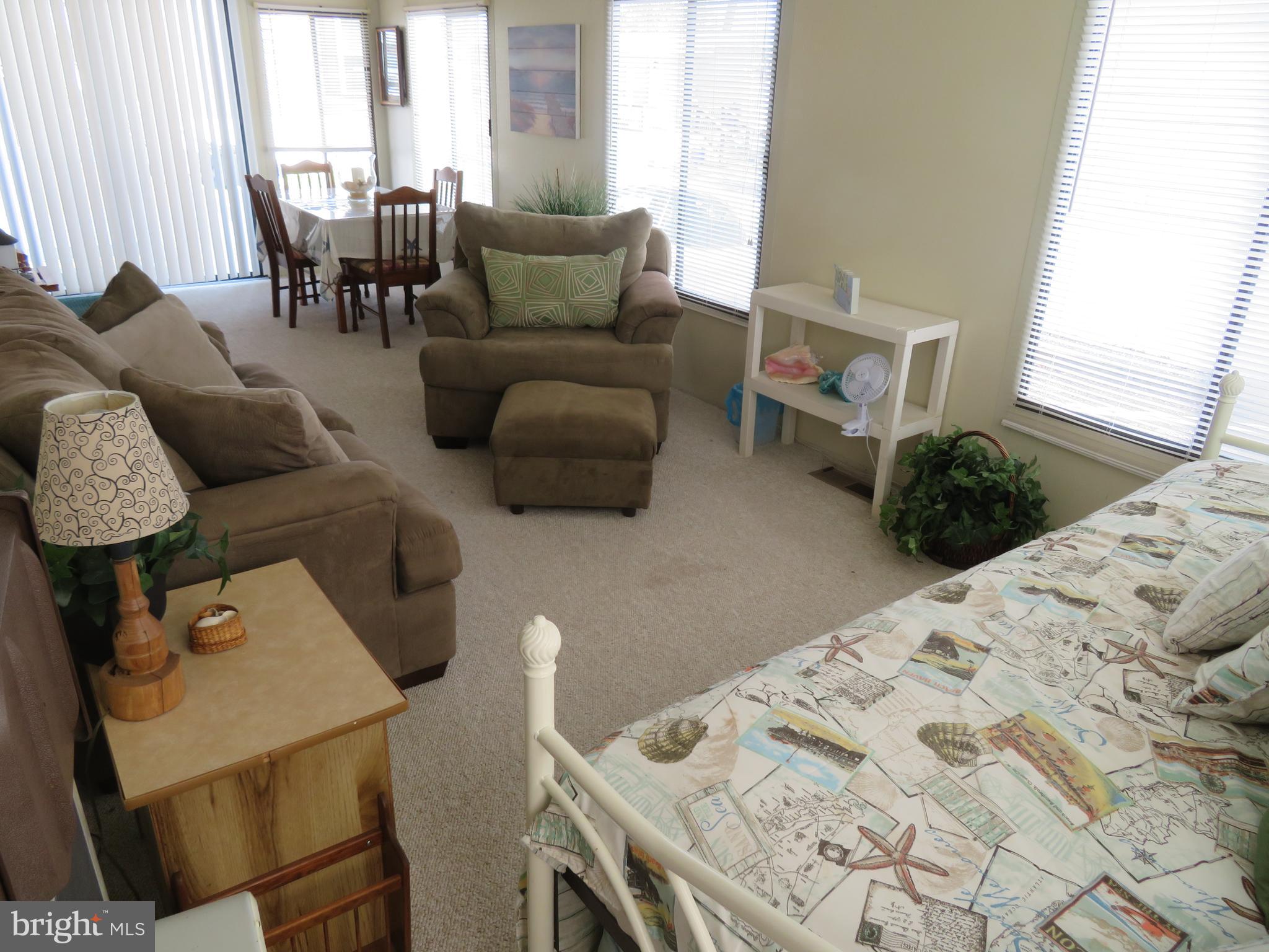 WHITE HORSE PARK I - Residential