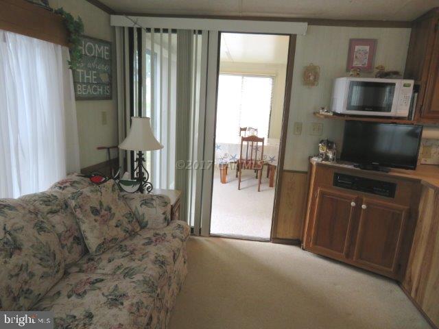 WHITE HORSE PARK I - Residential