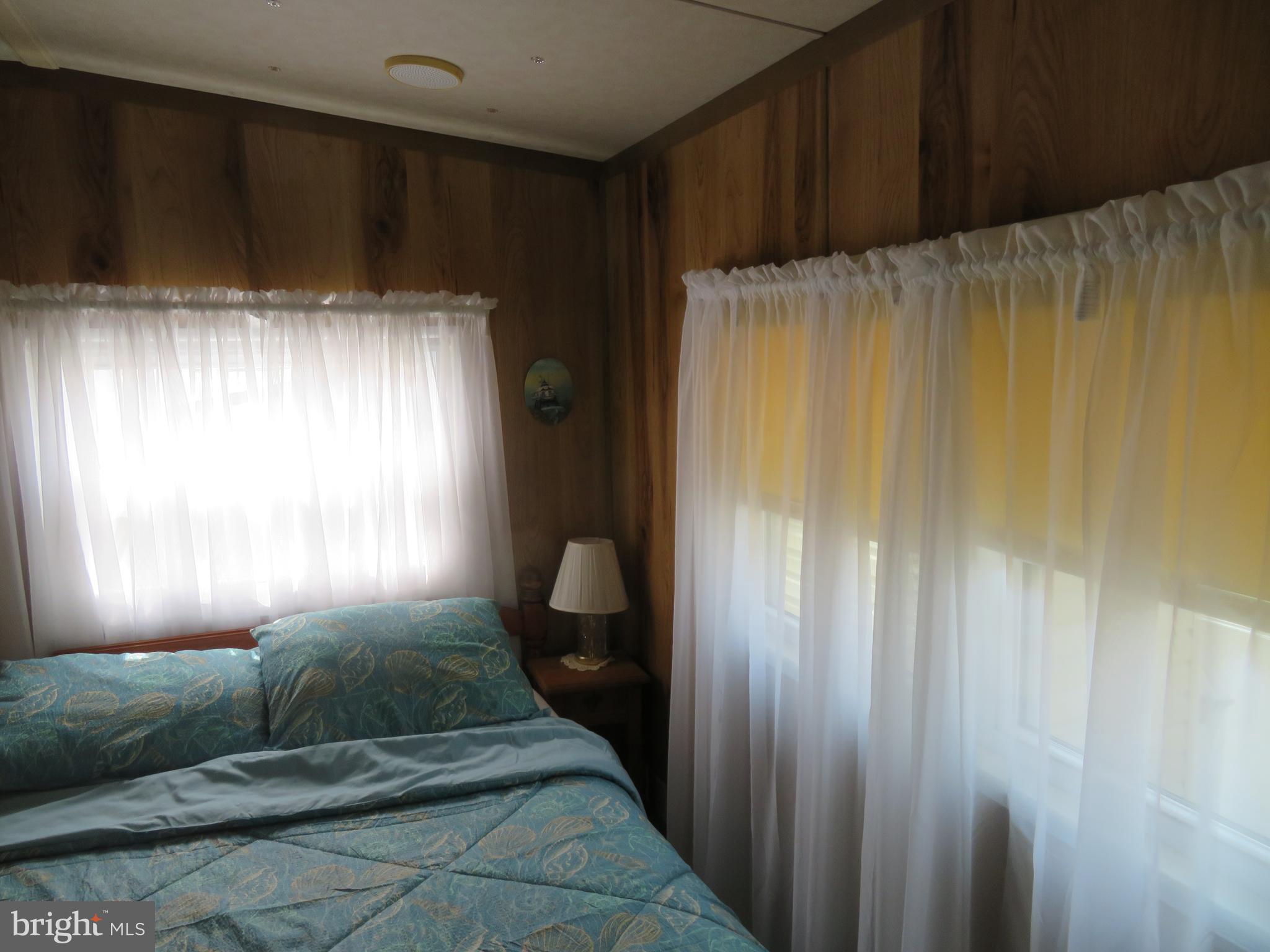 WHITE HORSE PARK I - Residential