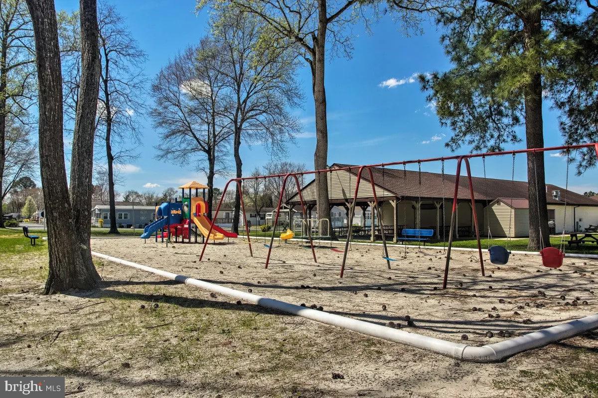 WHITE HORSE PARK I - Residential
