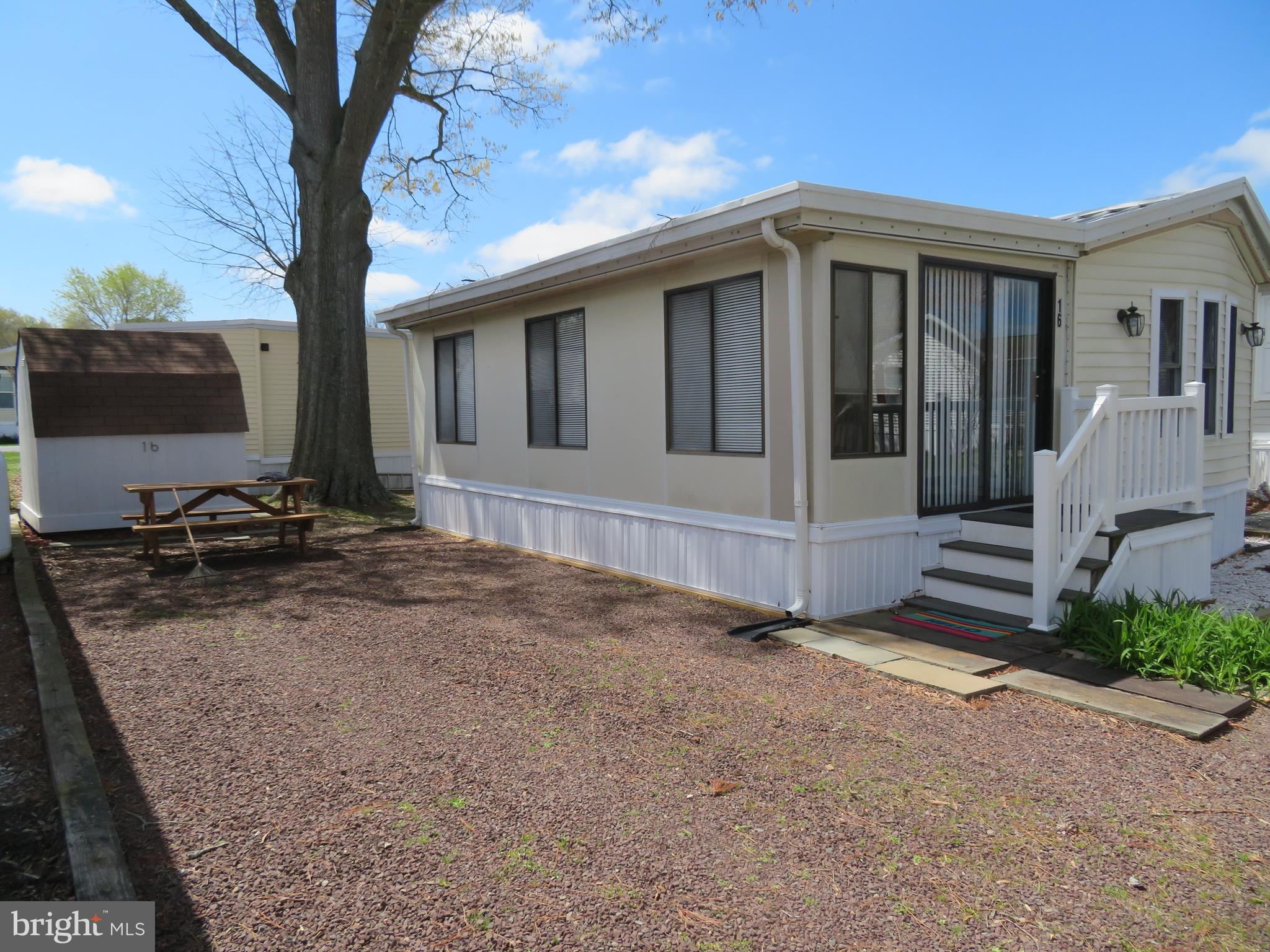 WHITE HORSE PARK I - Residential