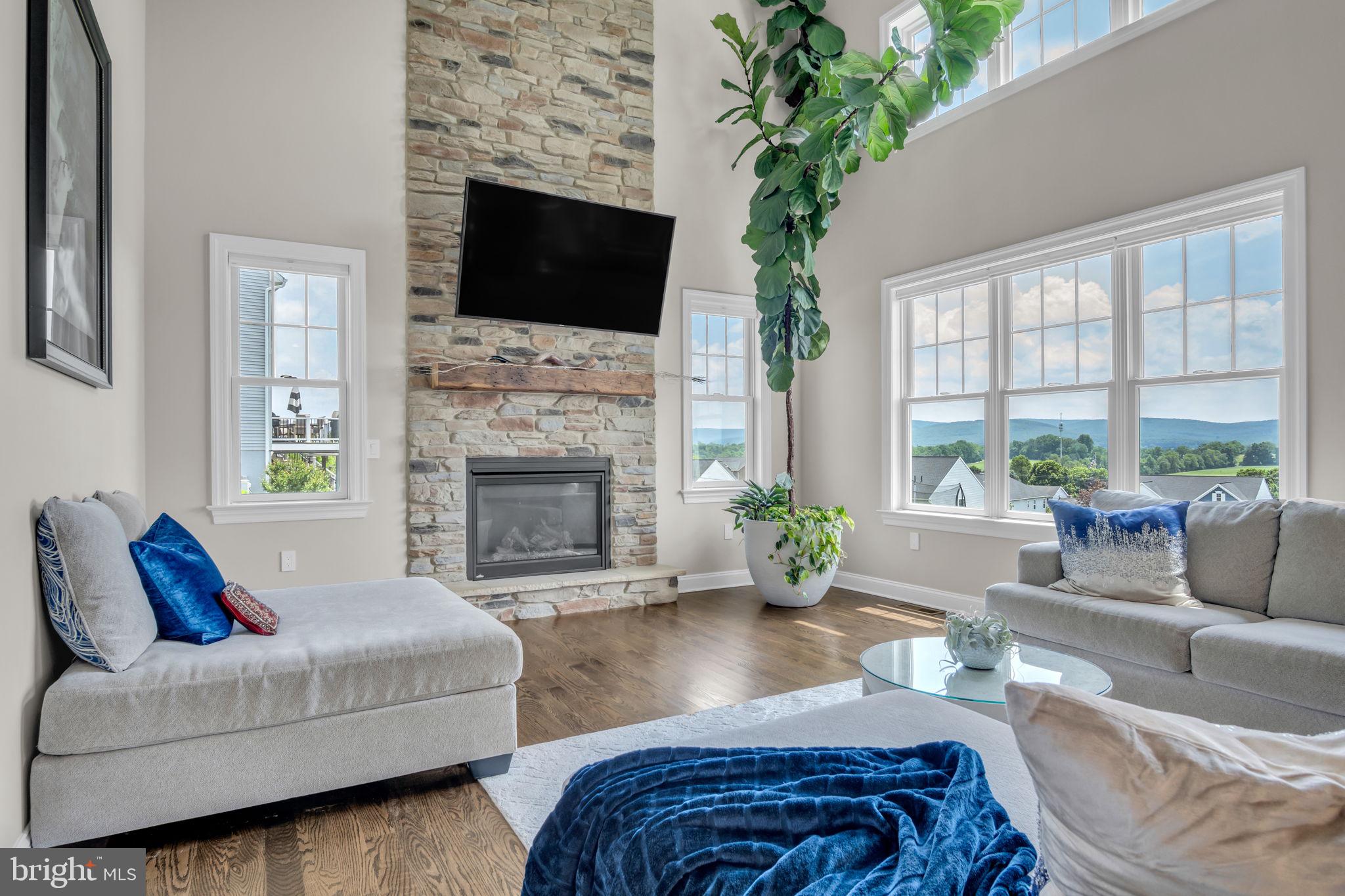 PARKVIEW @ BOILING SPRING - Residential