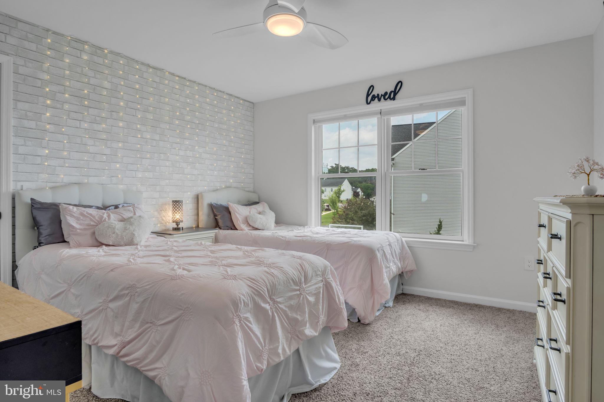 PARKVIEW @ BOILING SPRING - Residential
