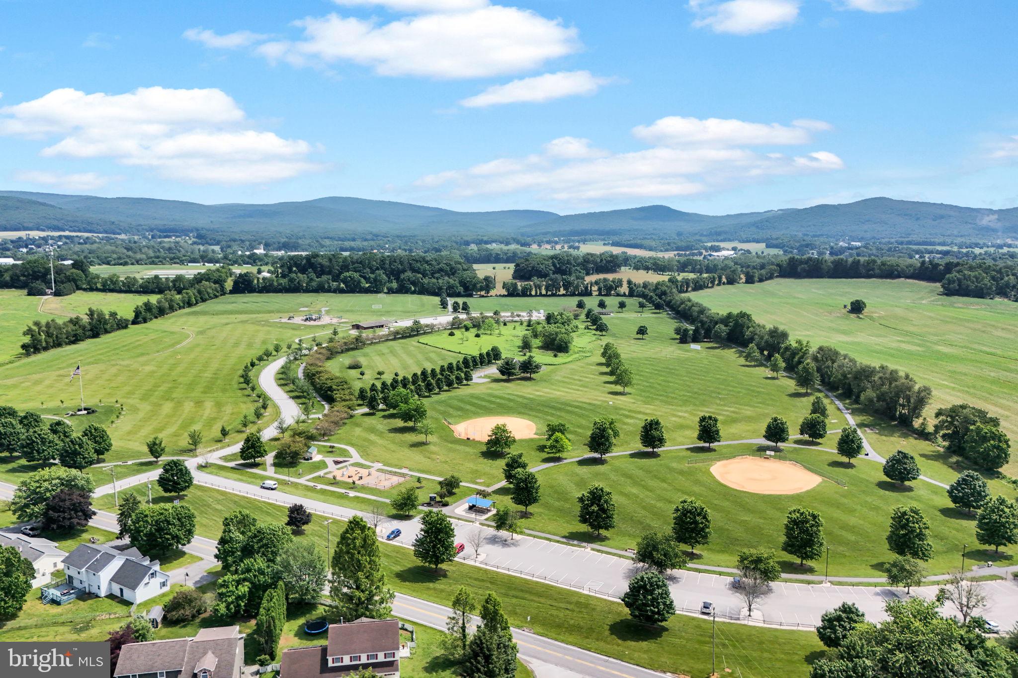 PARKVIEW @ BOILING SPRING - Residential