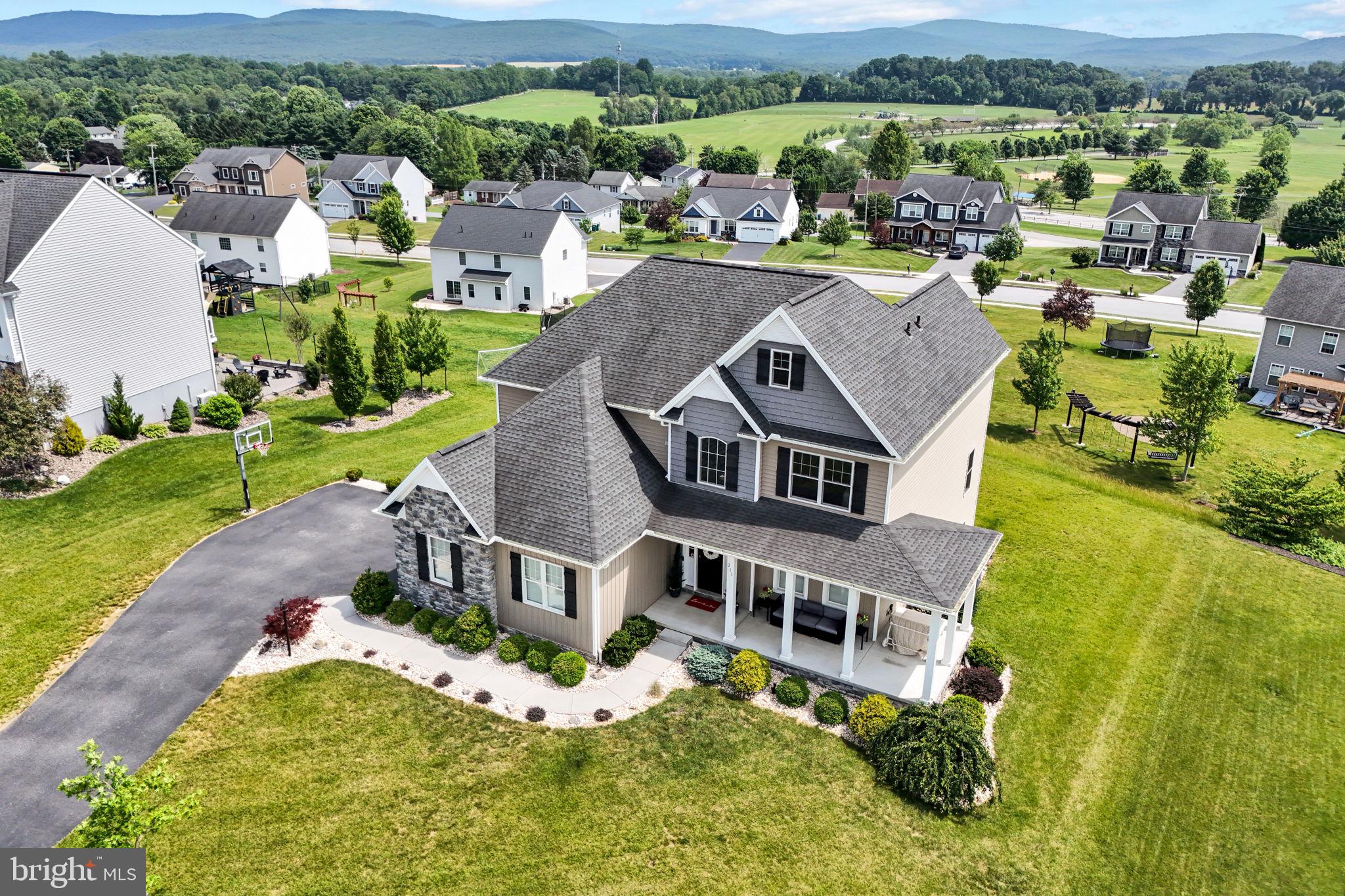 PARKVIEW @ BOILING SPRING - Residential