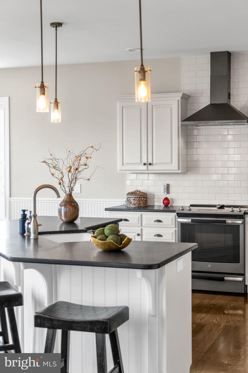 PARKVIEW @ BOILING SPRING - Residential