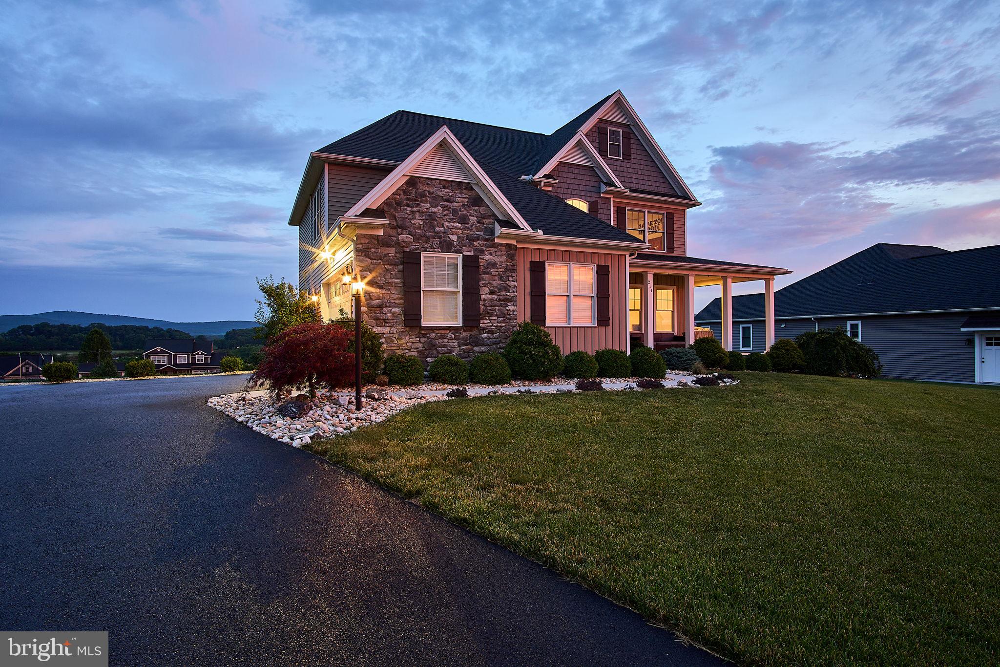 PARKVIEW @ BOILING SPRING - Residential