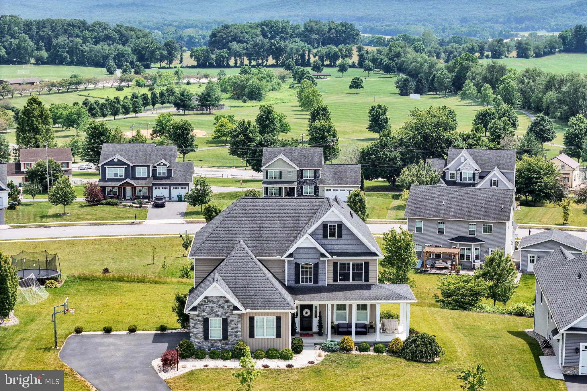 PARKVIEW @ BOILING SPRING - Residential